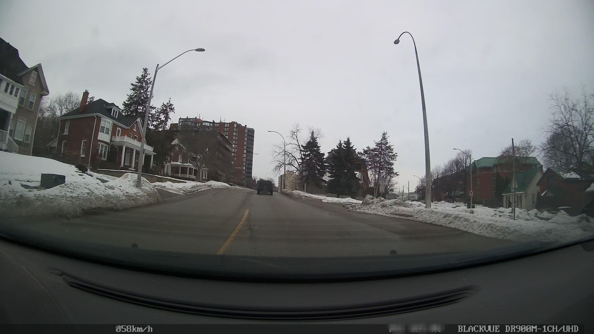 Street view near Harbour View Inn, Barrie — © abcourier (CC BY-SA · Mapillary)