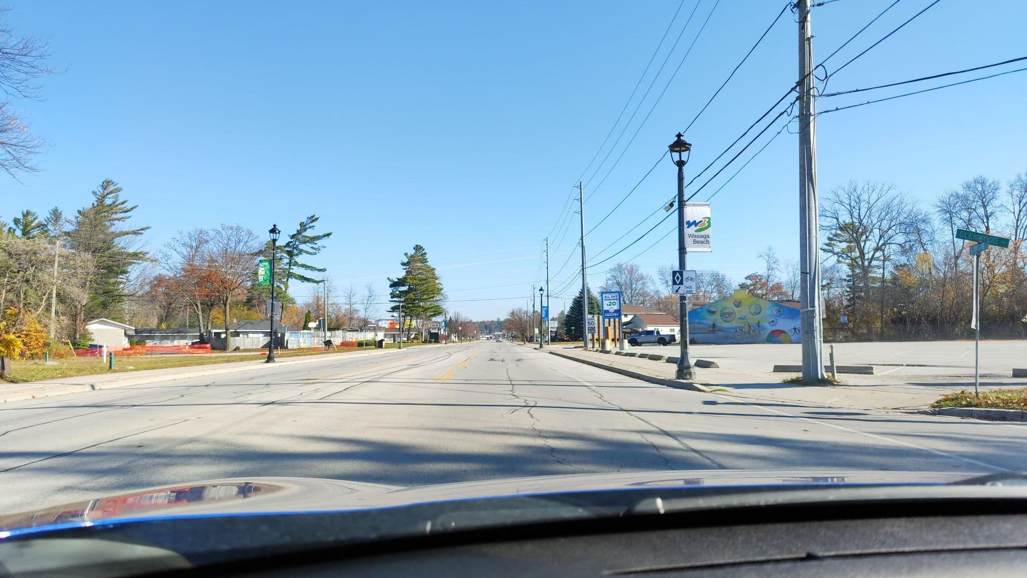 Street view near Sharodon Sands, Wasaga Beach — © raptureboi (CC BY-SA · Mapillary)