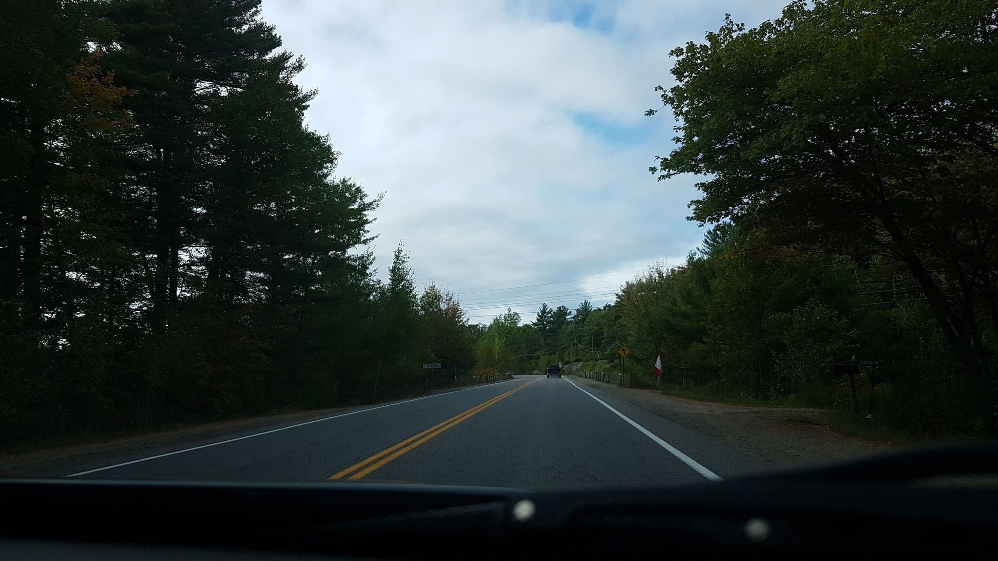 Street view near Pine Lake Cottages, Gravenhurst — © elgaard (CC BY-SA · Mapillary)