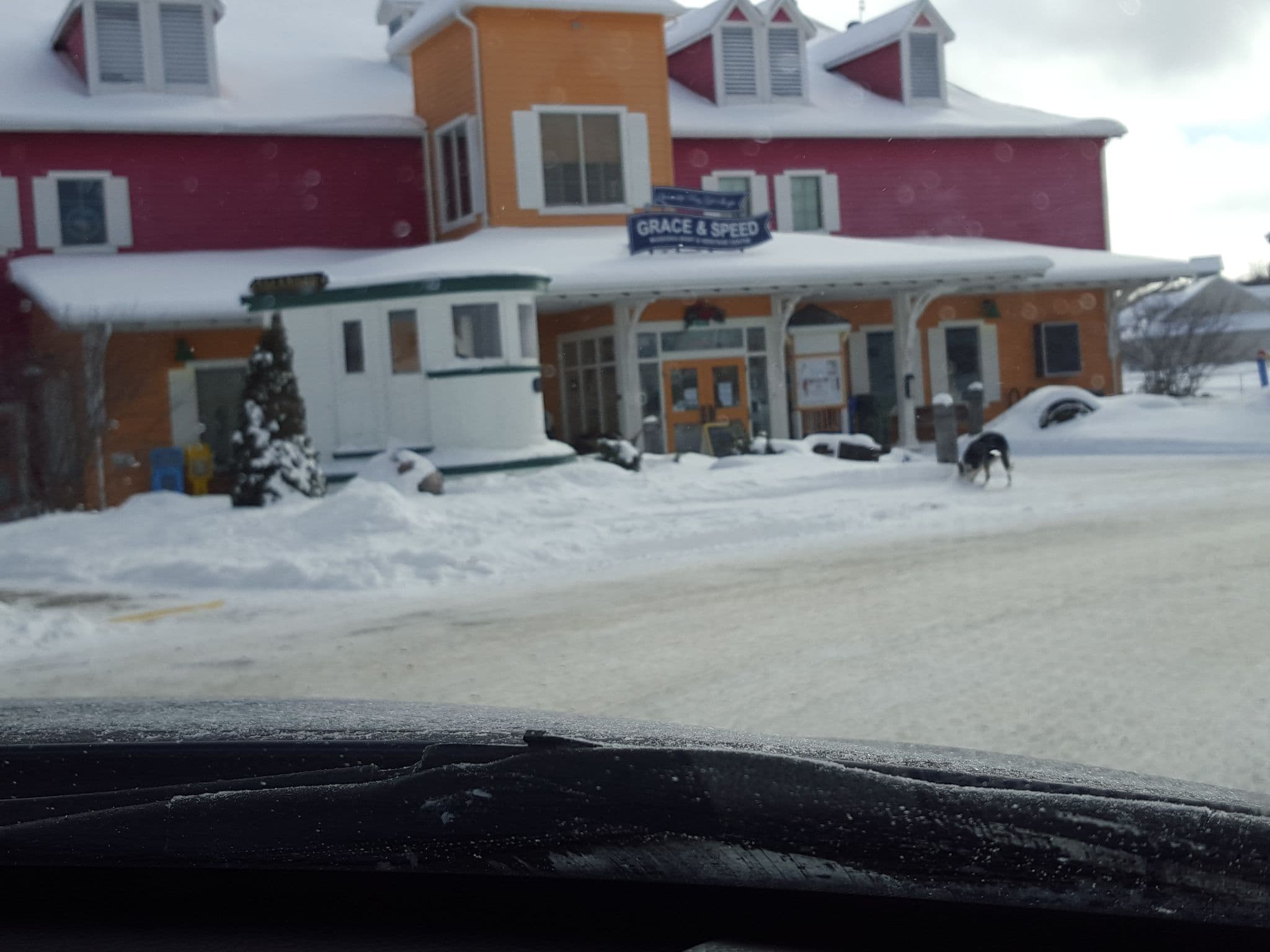 Street view near Residence Inn Gravenhurst Muskoka Wharf, Gravenhurst — © kevo (CC BY-SA · Mapillary)