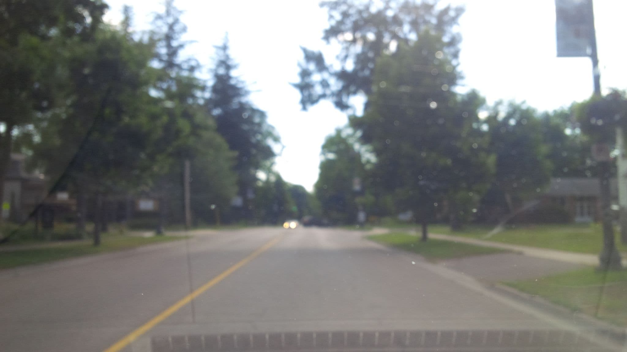Street view near The Inn On Bay, Gravenhurst — © kevo (CC BY-SA · Mapillary)