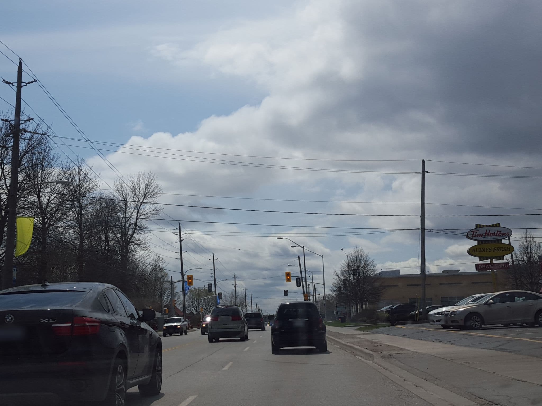 Street view near driftwood motel, Keswick — © andrewpmk (CC BY-SA · Mapillary)
