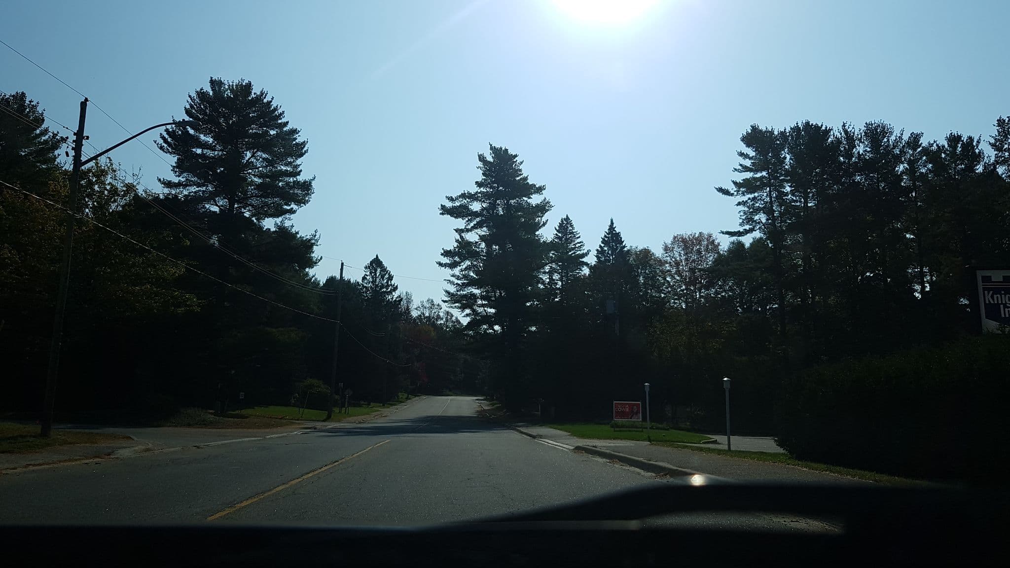 Street view near Lofty Pines Motel, Bracebridge — © elgaard (CC BY-SA · Mapillary)