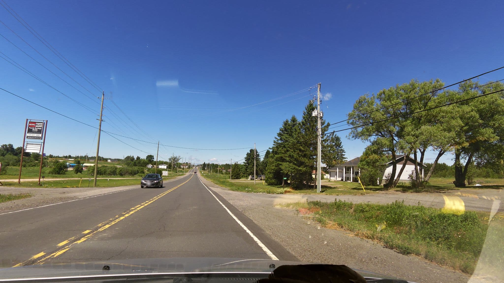 Street view near Deedee’s Diner & Motel, Markstay-Warren — © bootprint (CC BY-SA · Mapillary)
