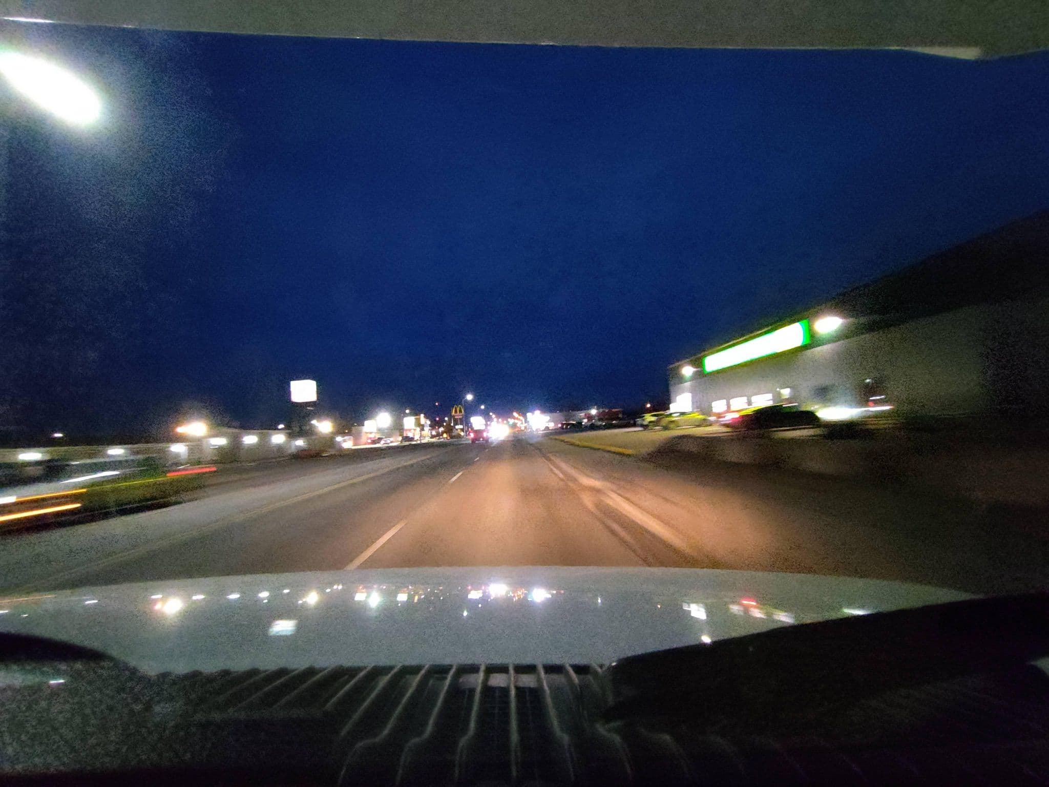 Street view near Lincoln Motel, Sturgeon Falls — © kibour (CC BY-SA · Mapillary)