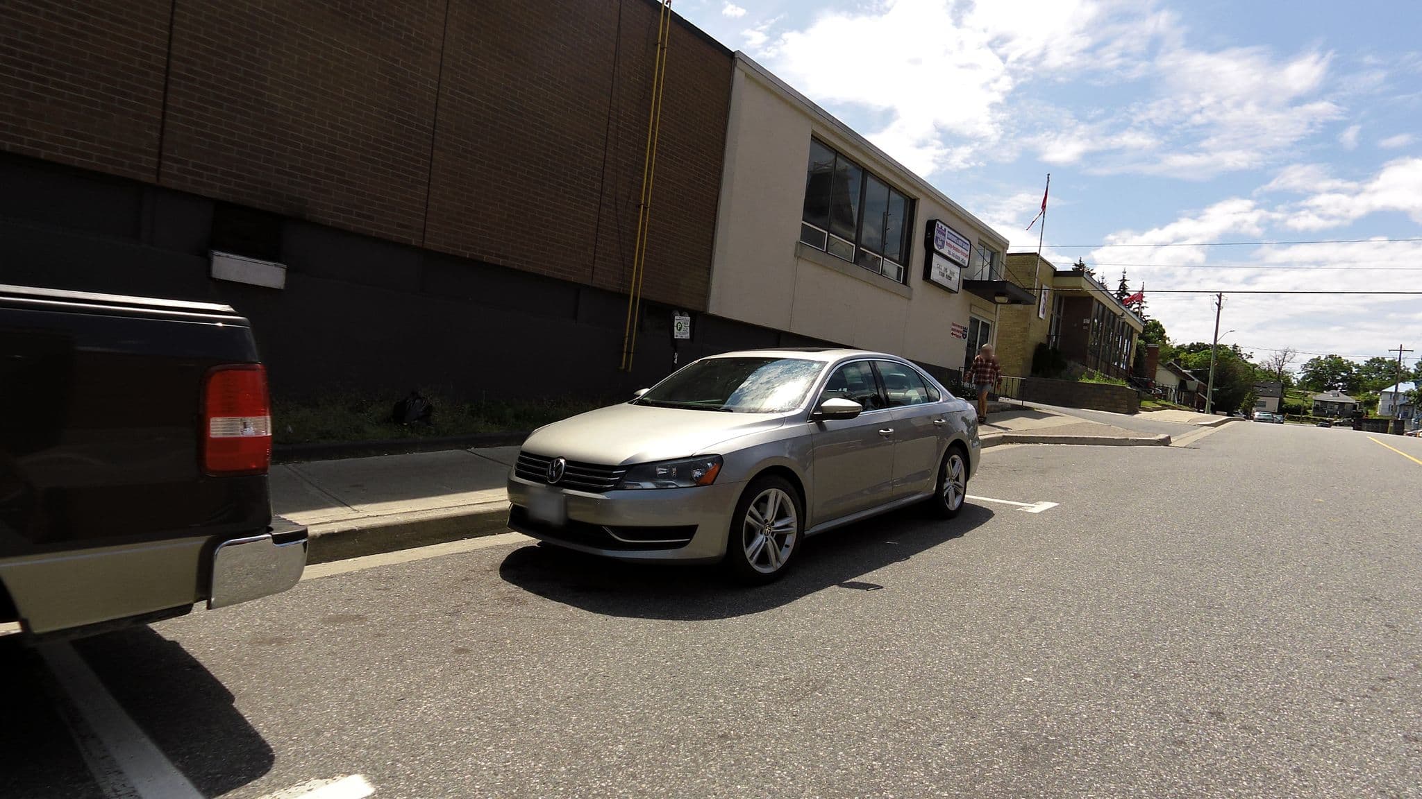 Street view near Knights Inn, Parry Sound — © rps333 (CC BY-SA · Mapillary)