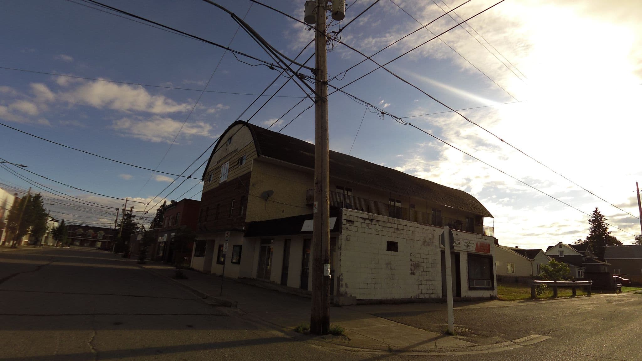 Street view near Rosepoint Lodge, Englehart — © rps333 (CC BY-SA · Mapillary)