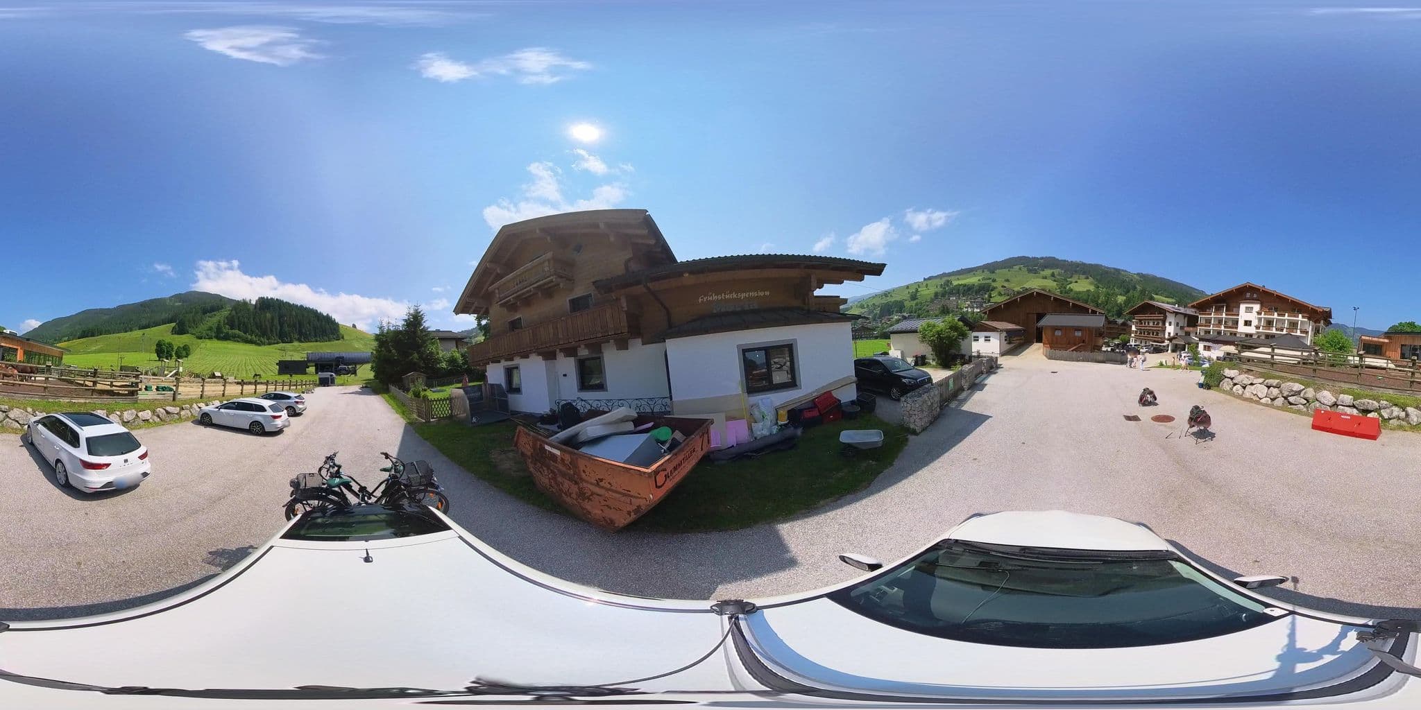 Street view near Maria, Hinterglemm — © osmplus_org (CC BY-SA · Mapillary)