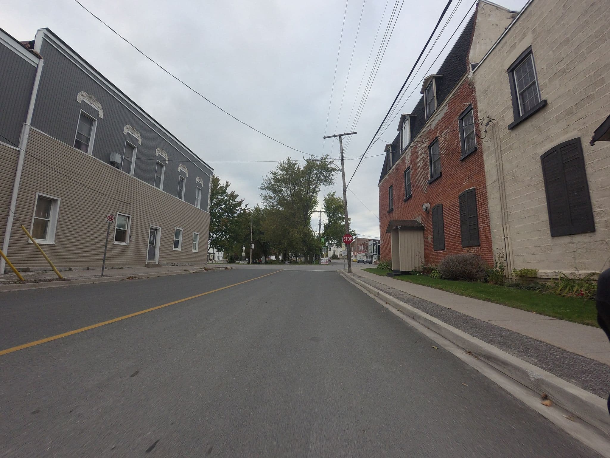 Street view near Queens Hotel, Cobourg — © hshearer (CC BY-SA · Mapillary)