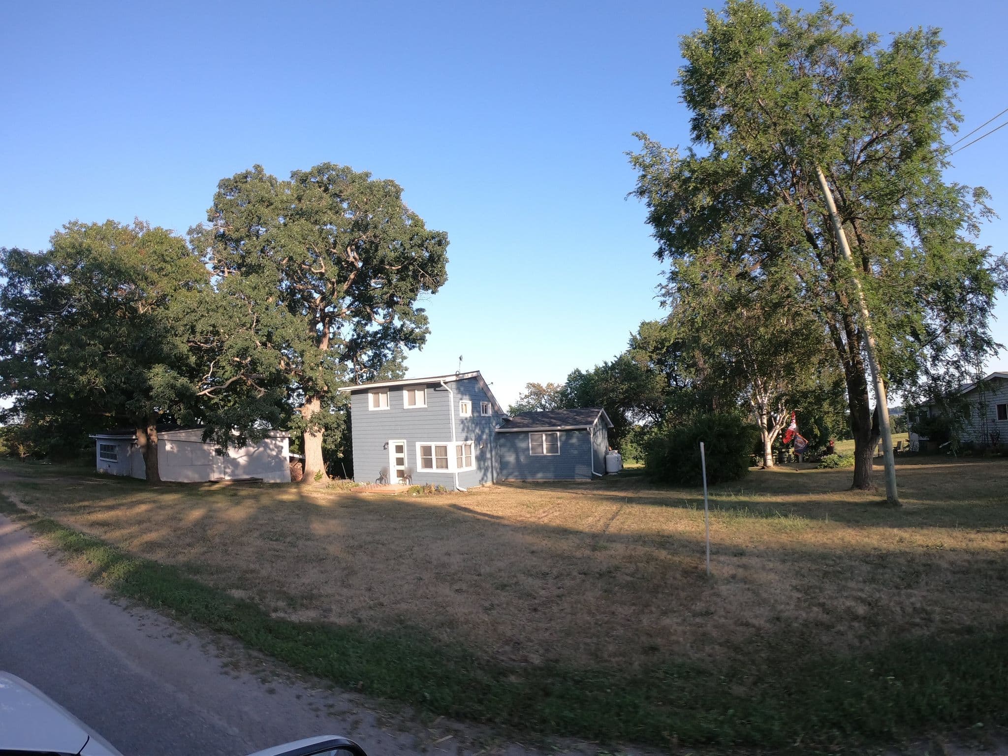 Street view near Hayes Inn, Picton — © zzptichka (CC BY-SA · Mapillary)