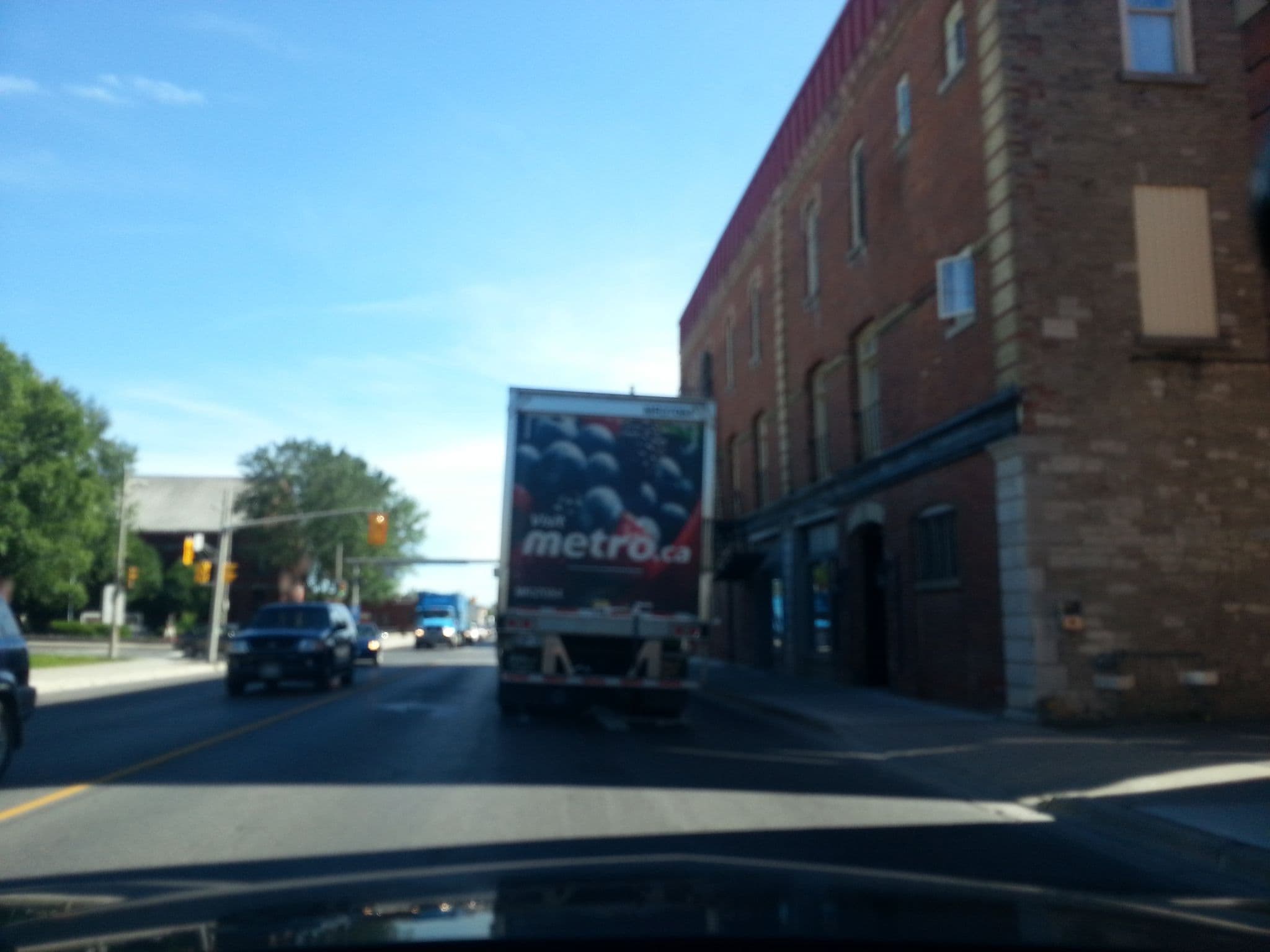 Street view near Clarion Inn & Suites, Belleville — © rps333 (CC BY-SA · Mapillary)