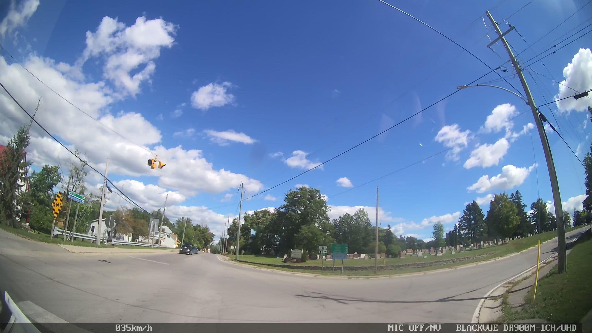 Street view near East Lynn Cottages, Picton — © rps333 (CC BY-SA · Mapillary)