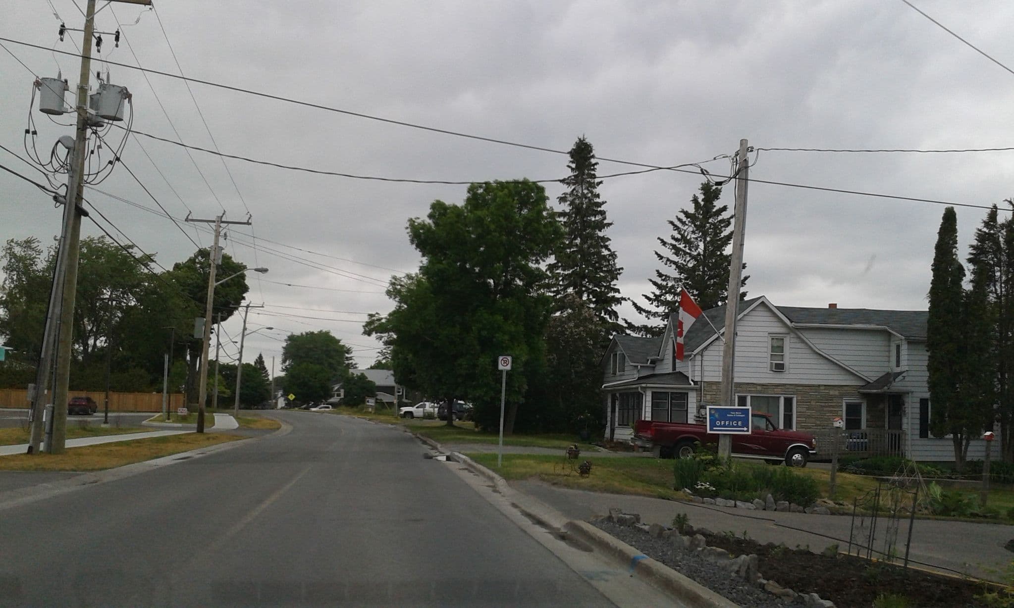 Street view near Twin Birch Suites-B&B-Cottages, Prince Edward — © thetornado76 (CC BY-SA · Mapillary)
