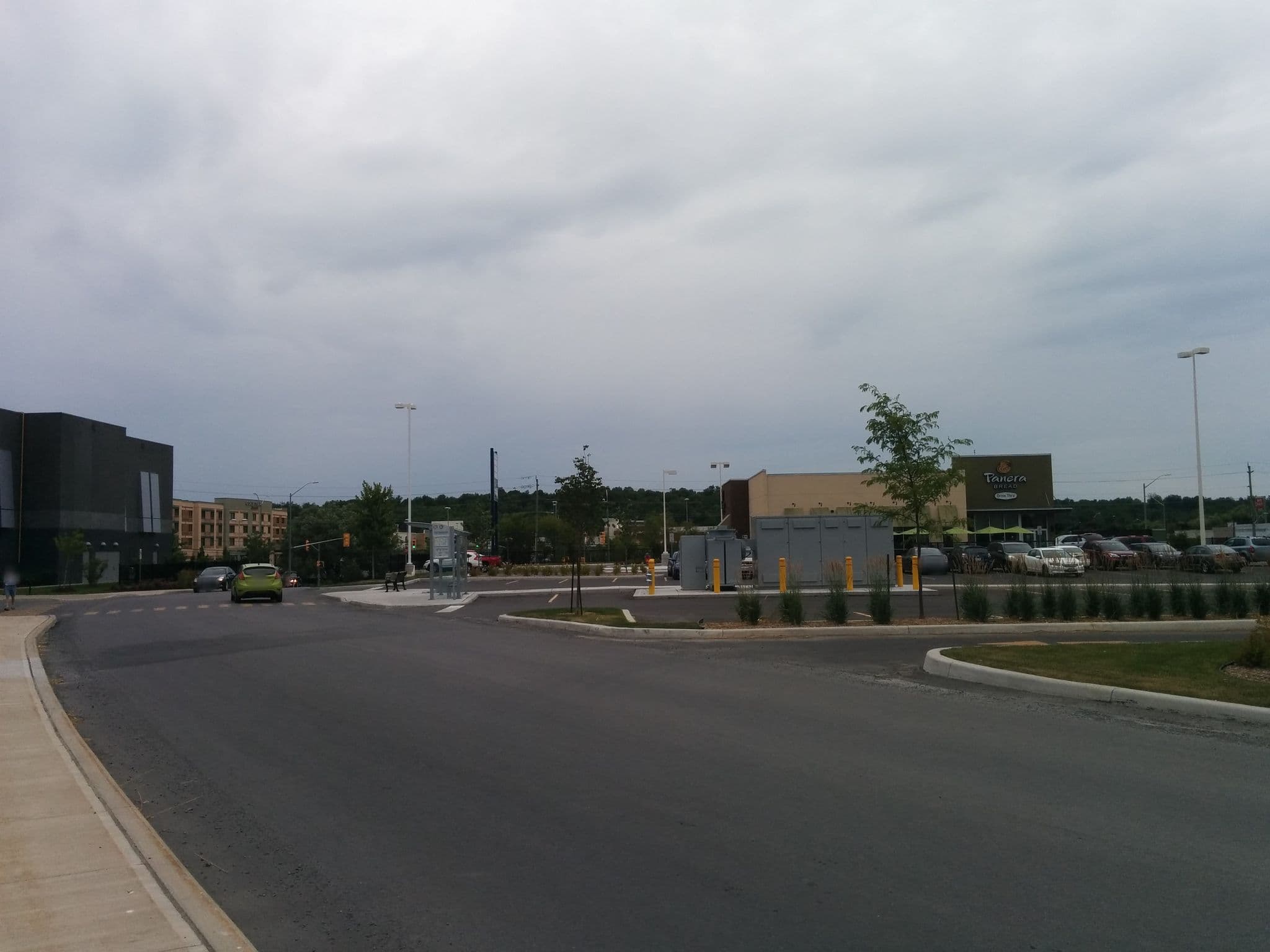 Street view near Yogen Fruz, Kingston — © andrewpmk (CC BY-SA · Mapillary)