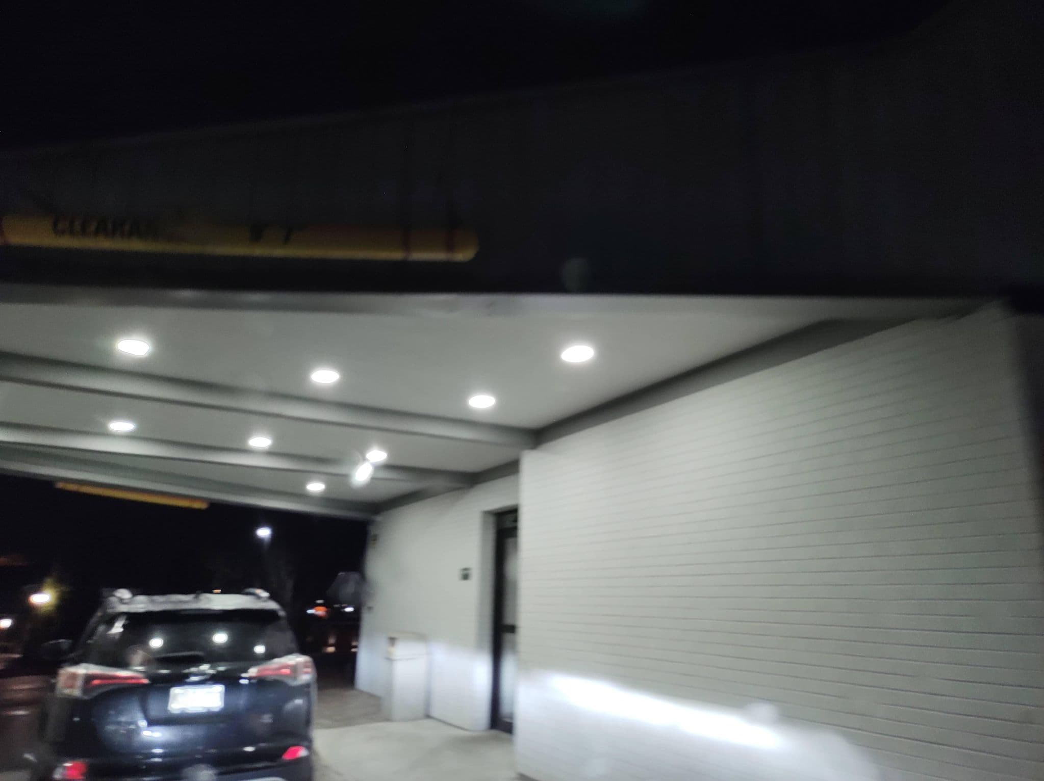 Street view near Days Inn By Wyndham, Kingston — © thetornado76 (CC BY-SA · Mapillary)