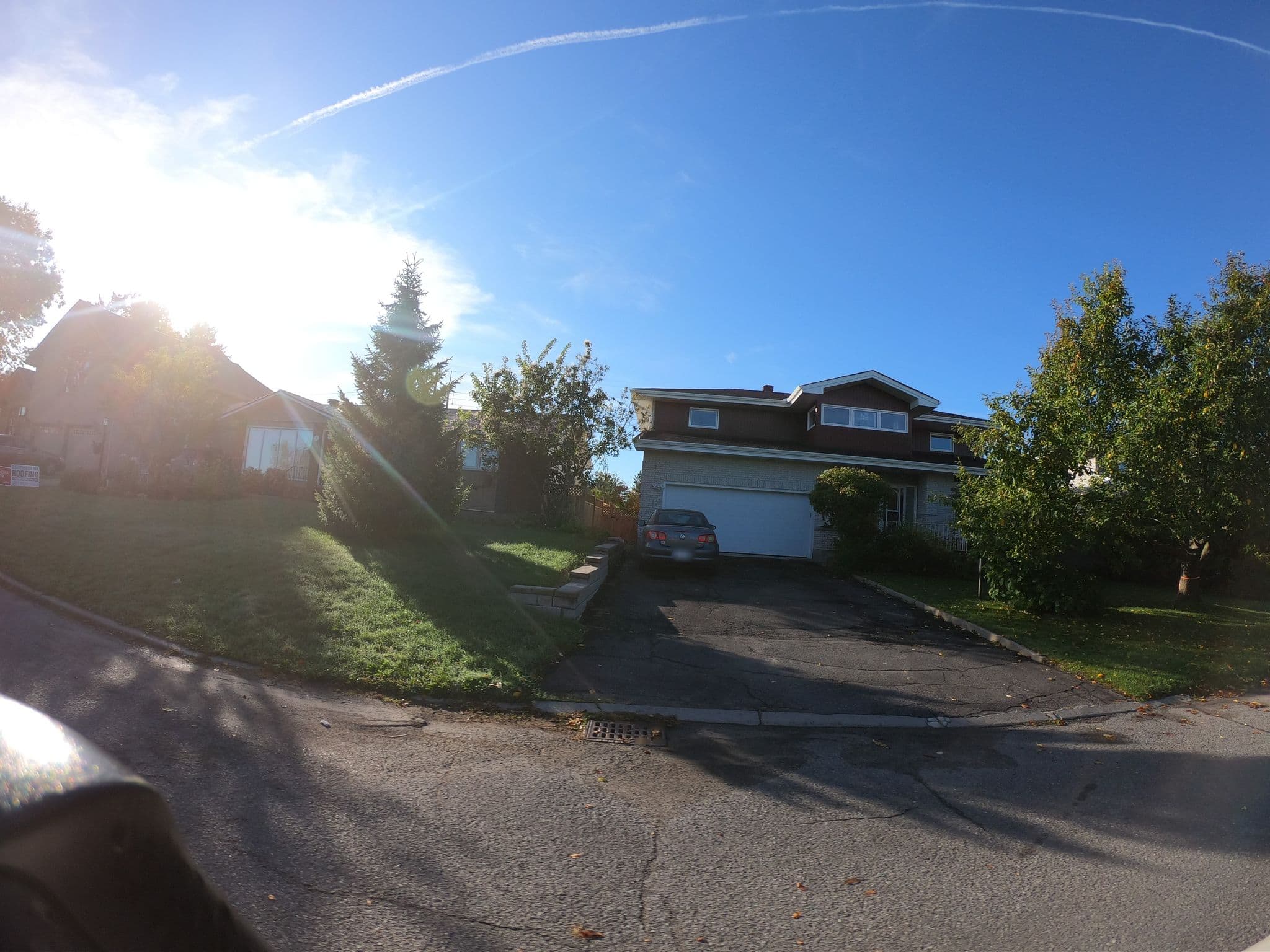 Street view near Charing House Gardens Bed and Breakfast, Nepean — © zzptichka (CC BY-SA · Mapillary)
