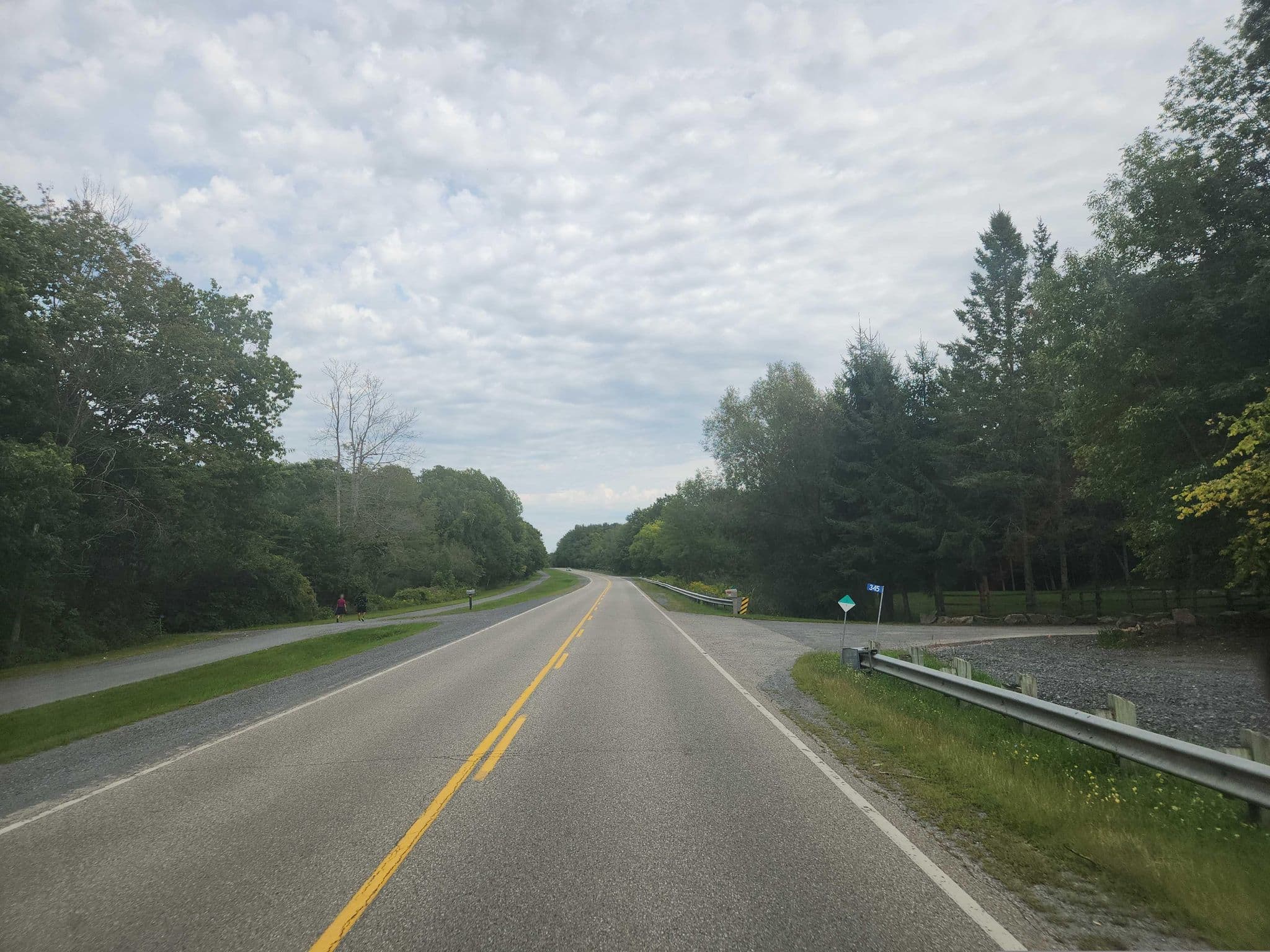 Street view near Watermark Cottages, Gananoque — © rps333 (CC BY-SA · Mapillary)