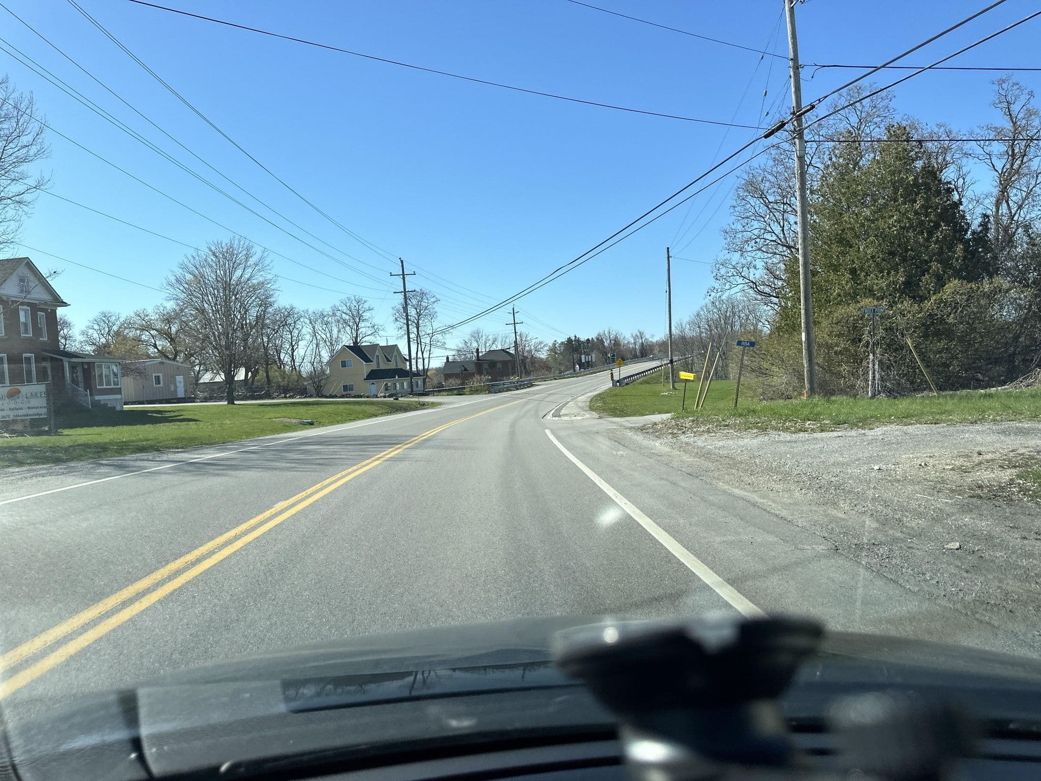 Street view near Rideau Ferry Inn, Perth — © quickness805 (CC BY-SA · Mapillary)