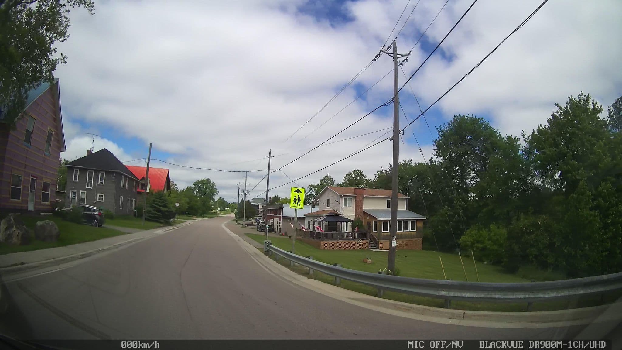 Street view near Grant's Bed & Breakfast, Renfrew — © rps333 (CC BY-SA · Mapillary)