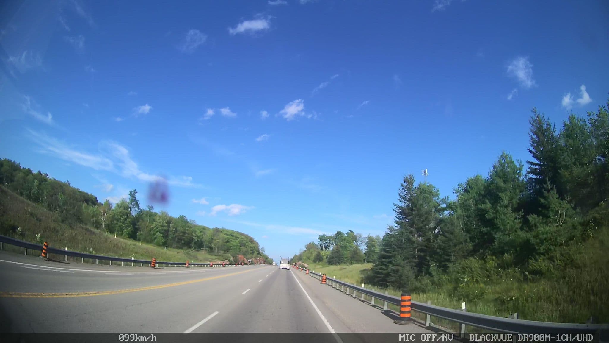 Street view near Lord elgin hotel, Renfrew — © rps333 (CC BY-SA · Mapillary)
