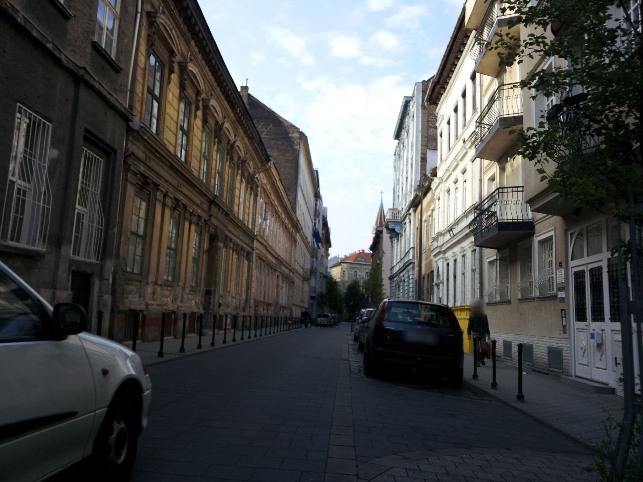 Street view near Central Hotel 21, Corvinnegyed — © kolesajr (CC BY-SA · Mapillary)