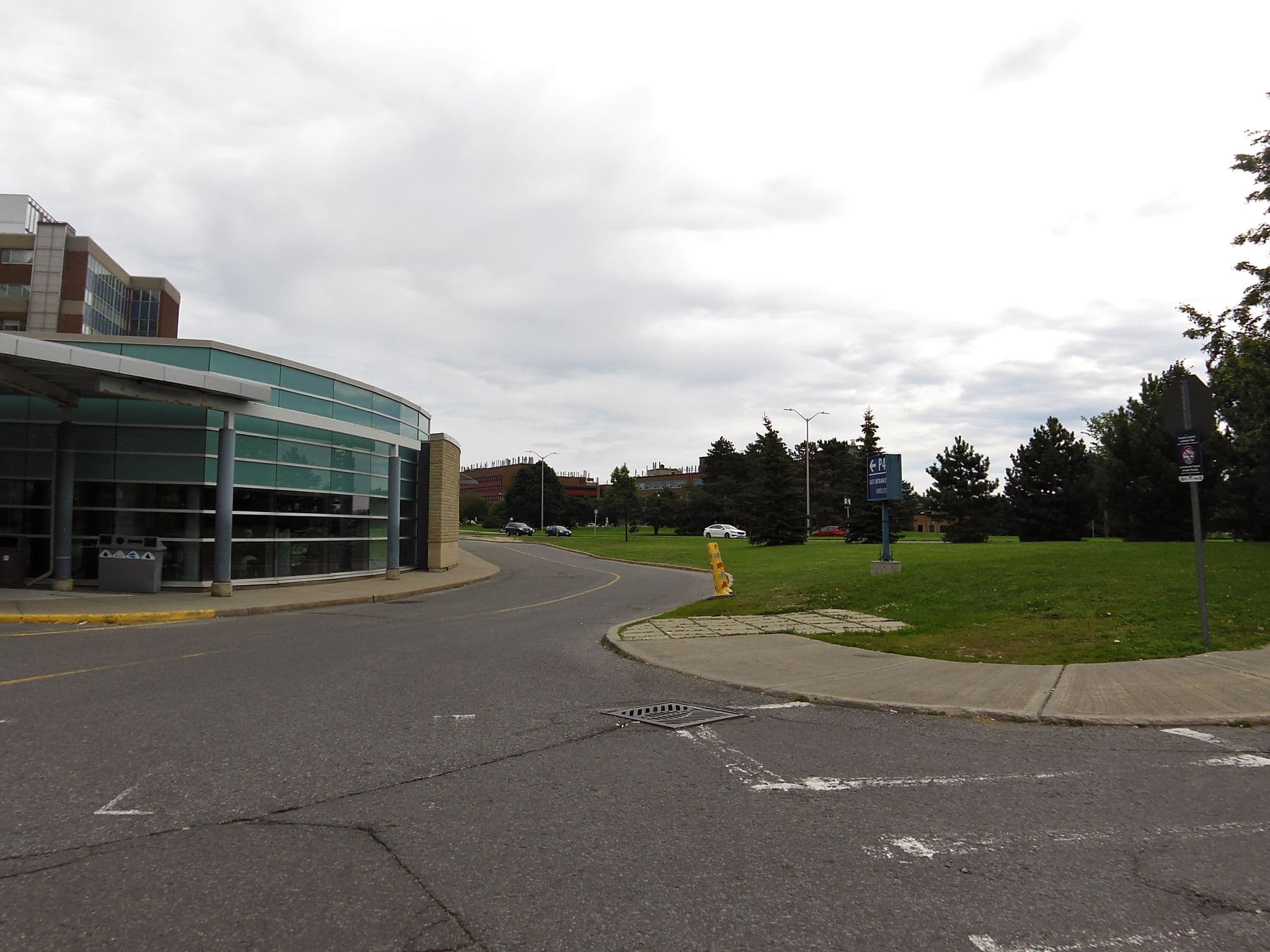 Street view near Travelodge by Wyndham, Hintonburg — © zzptichka (CC BY-SA · Mapillary)