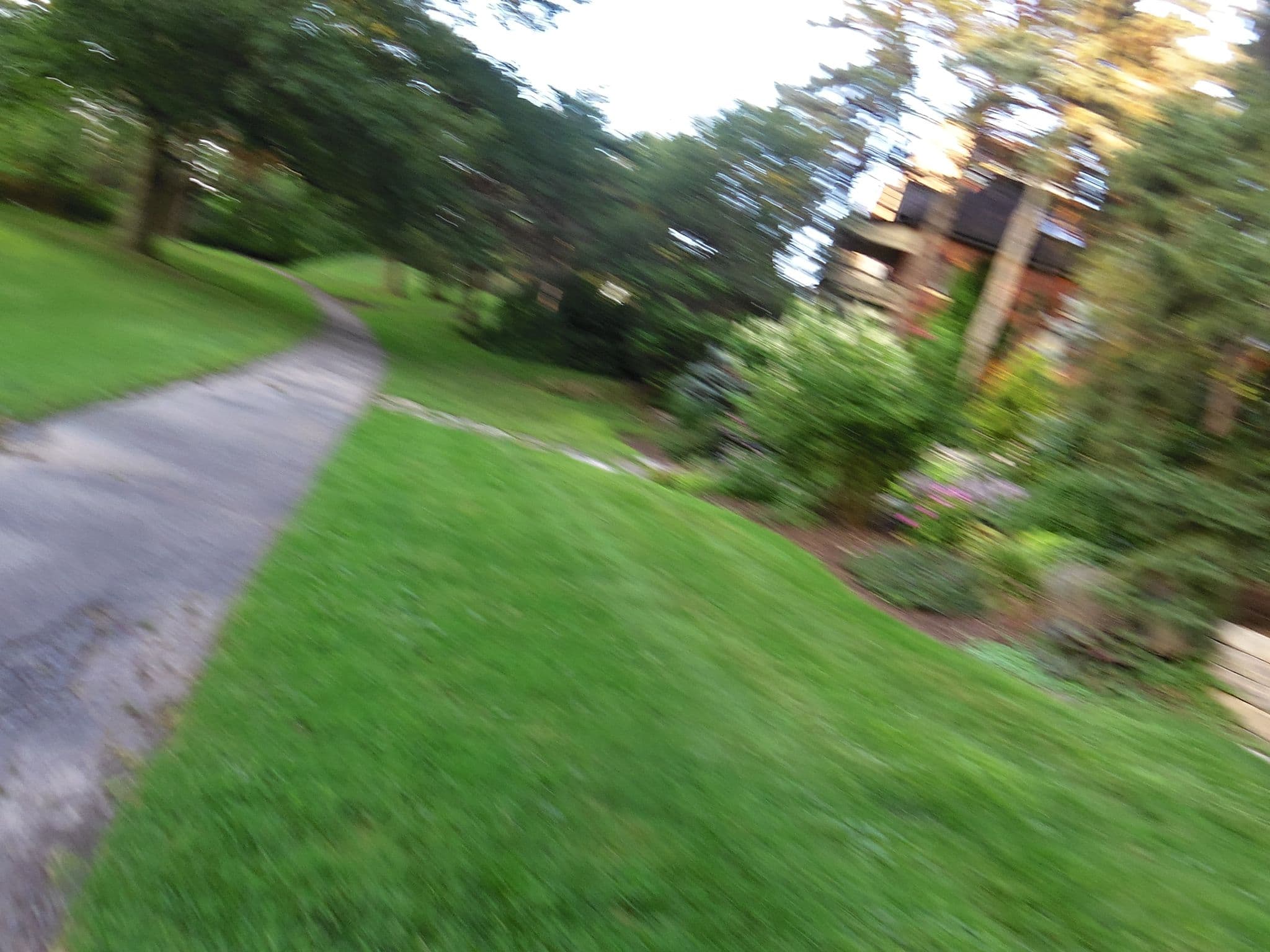 Street view near A Rose on Colonel by, Ottawa South — © zzptichka (CC BY-SA · Mapillary)