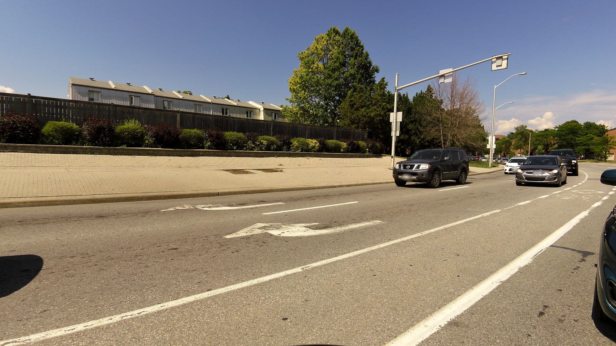 Street view near Holiday Inn Pool, Lowertown — © rps333 (CC BY-SA · Mapillary)