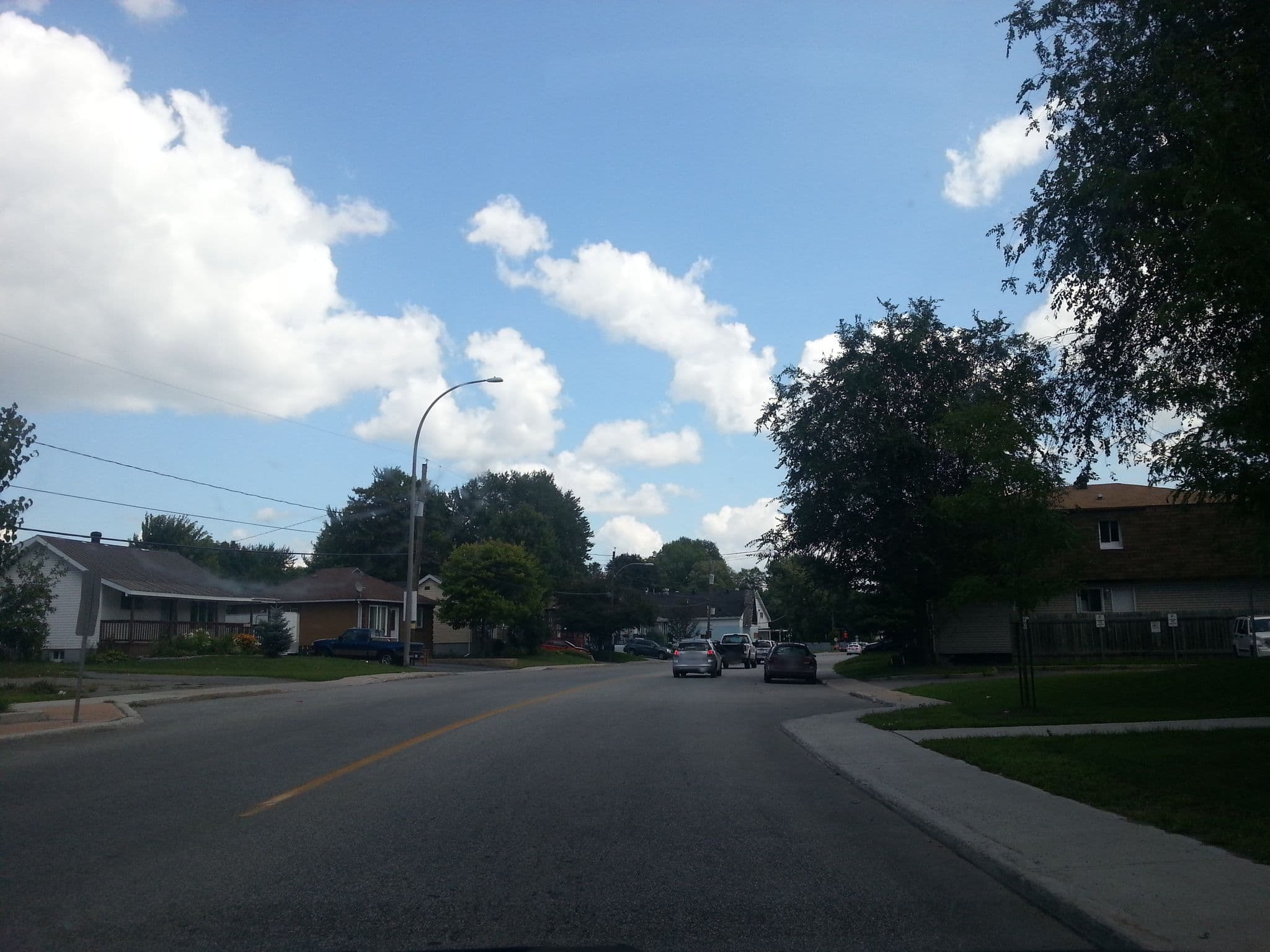 Street view near Pierre Cousineau, Gatineau — © thelogicalviolinist (CC BY-SA · Mapillary)