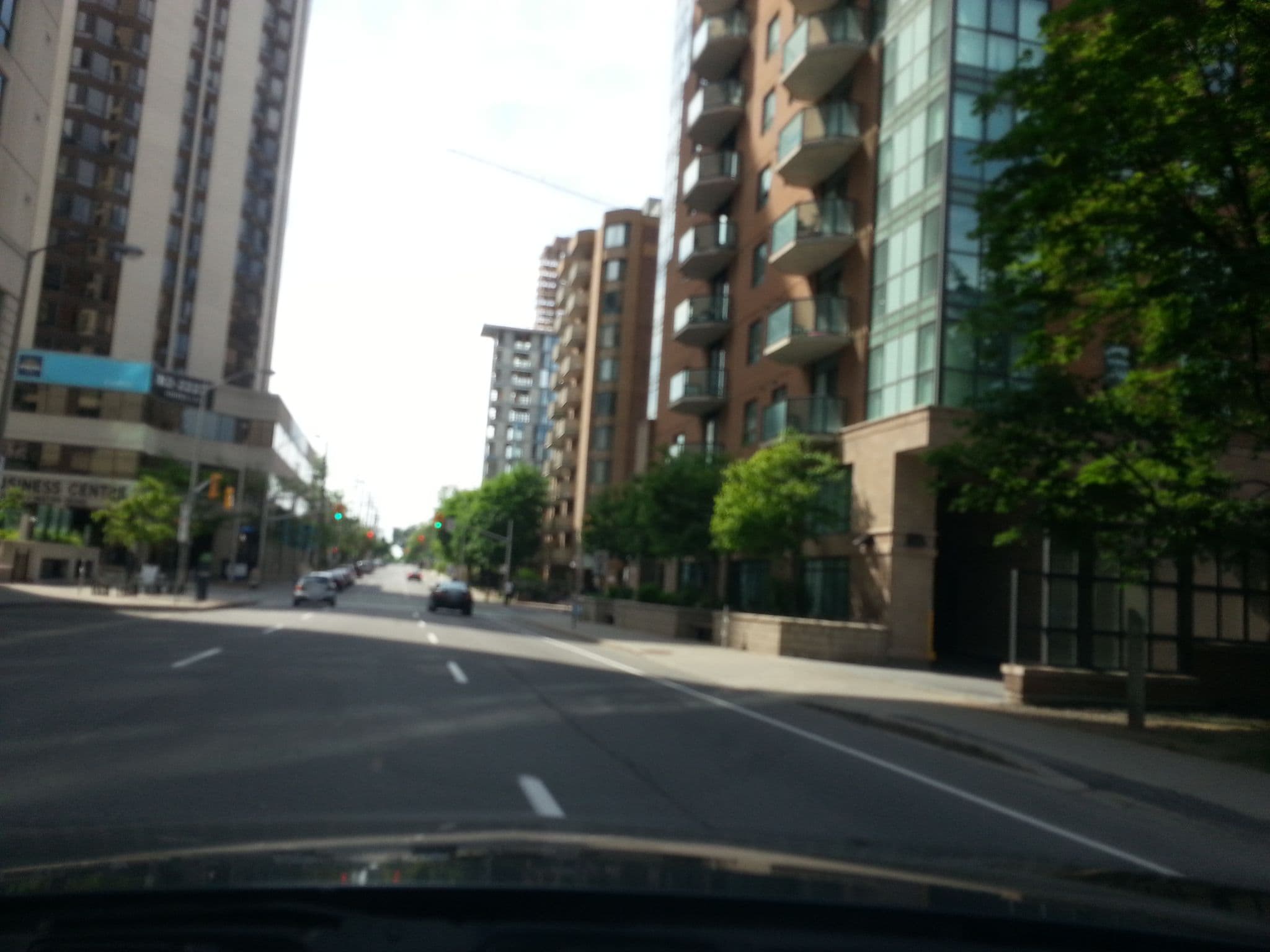 Street view near Minto Suite Hotel, Centretown — © rps333 (CC BY-SA · Mapillary)
