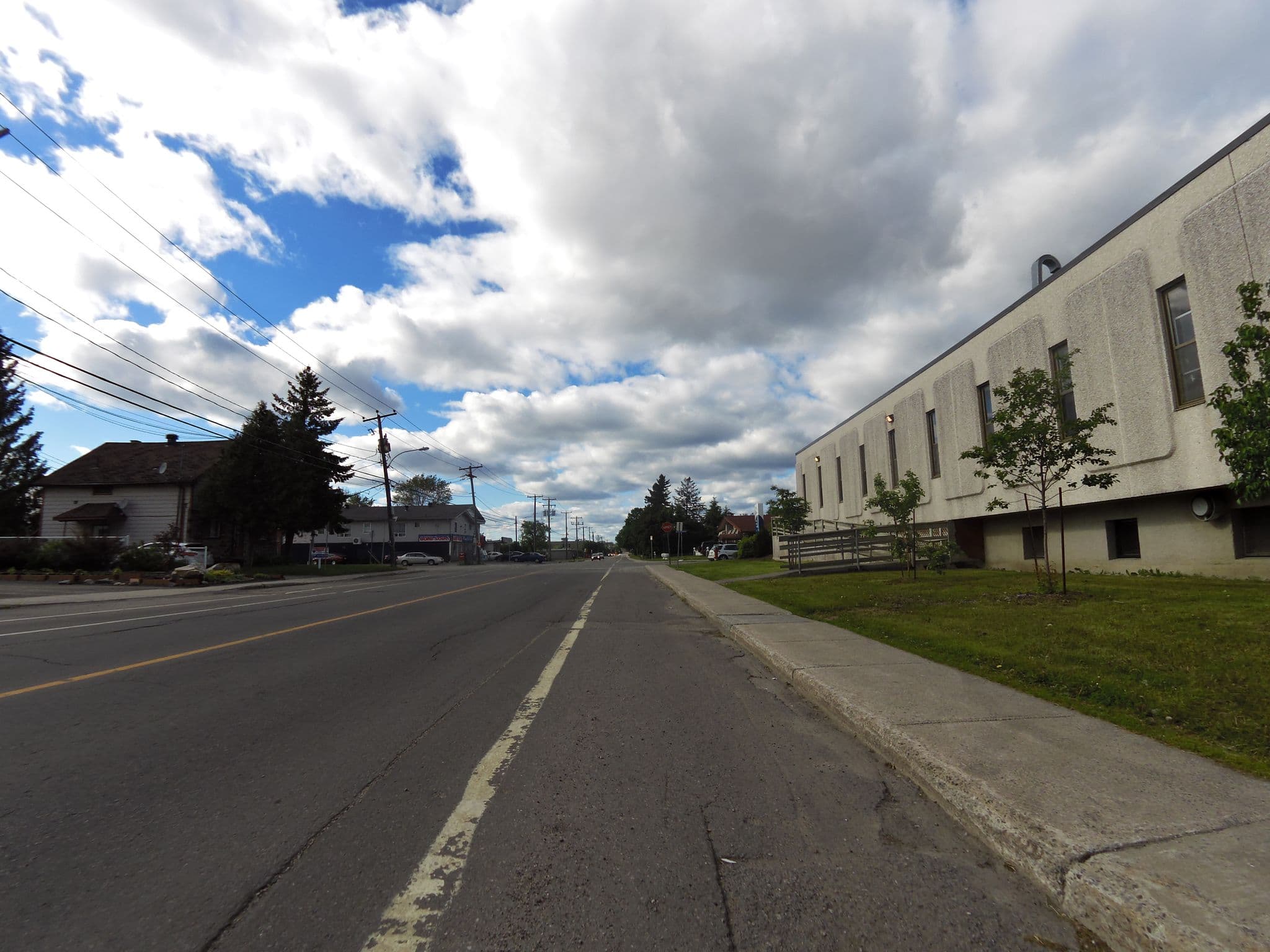 Street view near Immobiliers Gauvreau et fils, Gatineau — © mronewheeldrive (CC BY-SA · Mapillary)