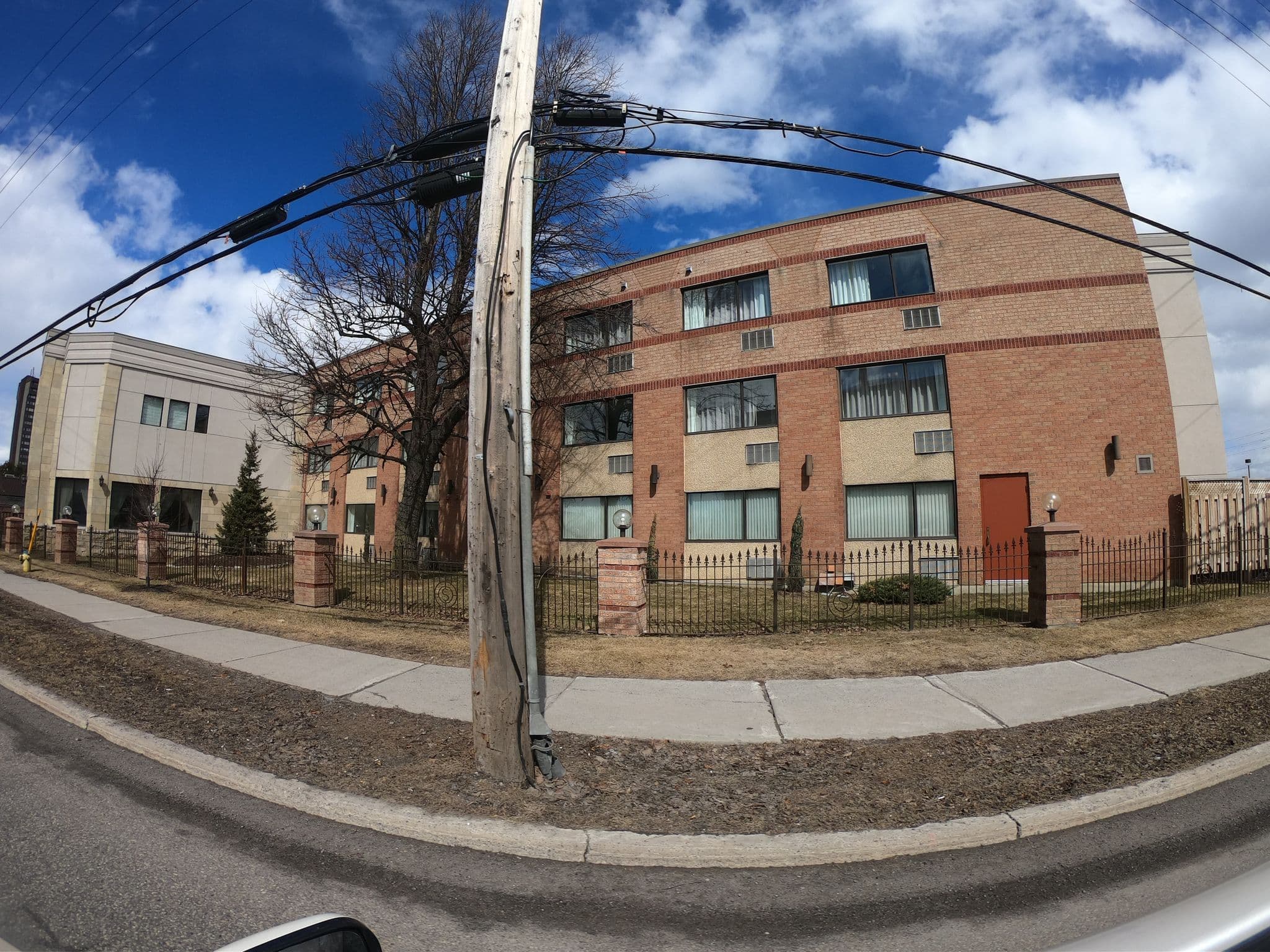 Street view near The Southway Inn, Gloucester — © zzptichka (CC BY-SA · Mapillary)