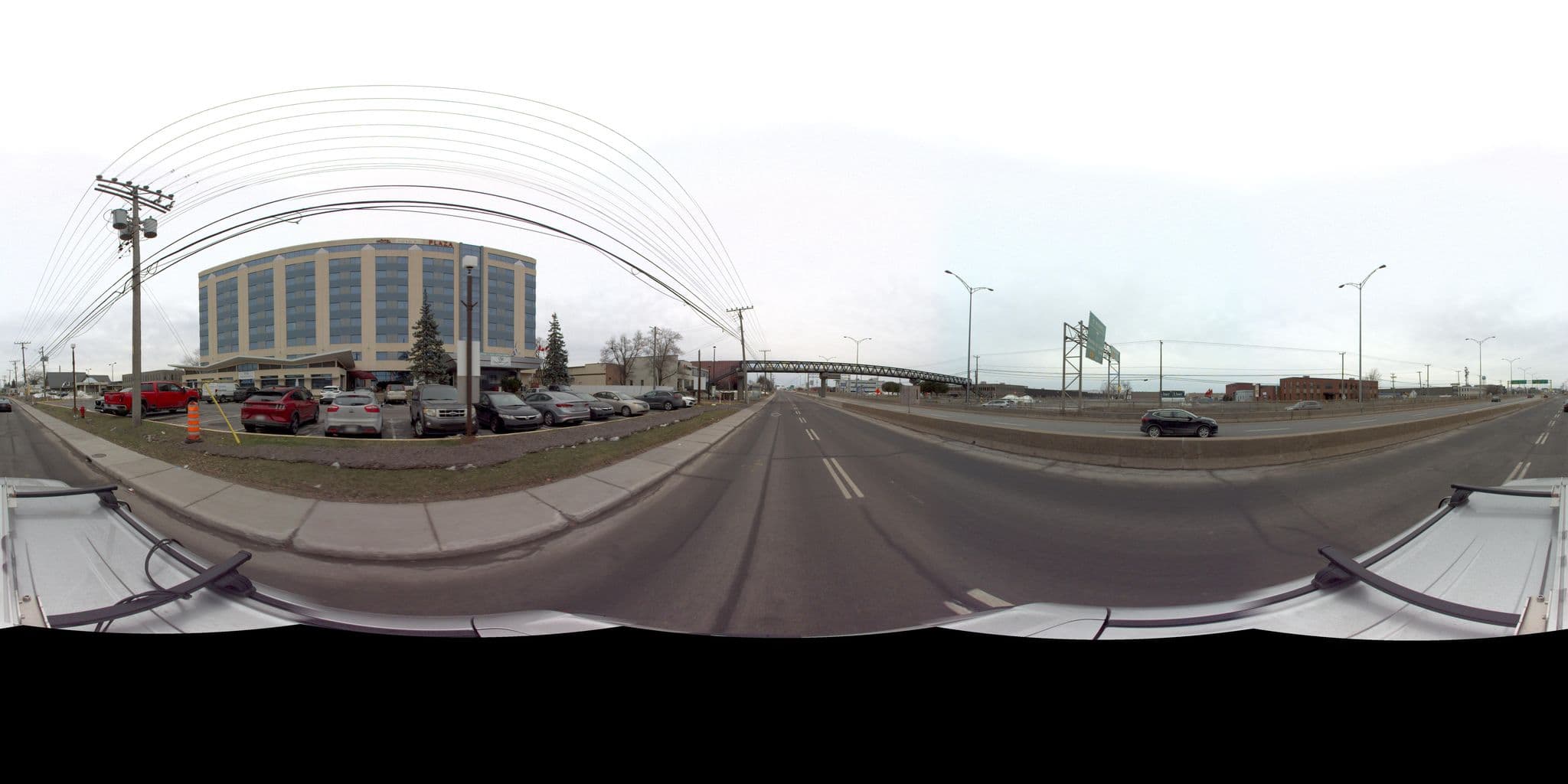Street view near Crowne Plaza Pool, Saint-Laurent — © VdM (CC BY-SA · Mapillary)