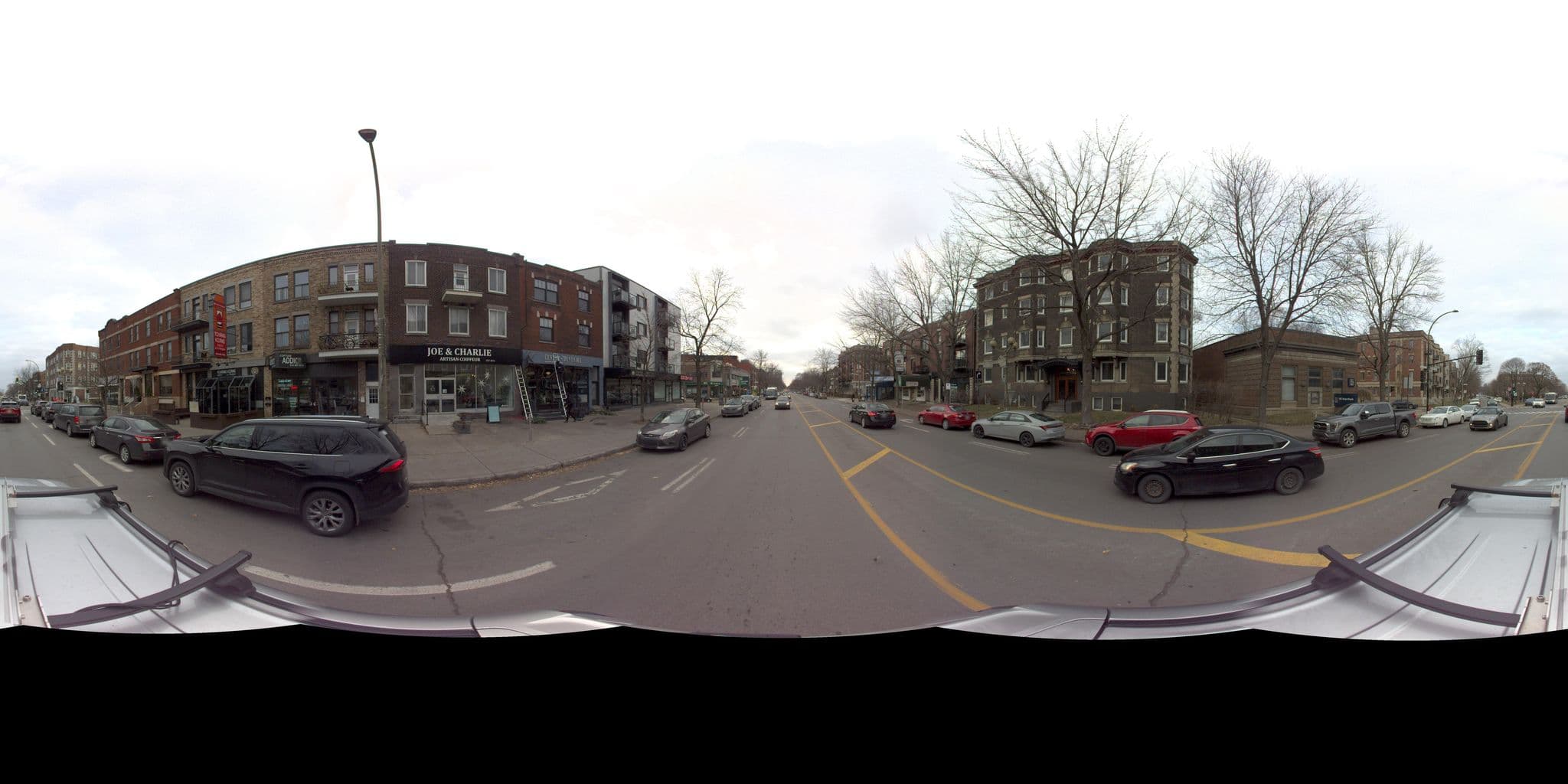 Street view near Choice Hotel Canada Inc, Notre-Dame-de-Grâce — © VdM (CC BY-SA · Mapillary)