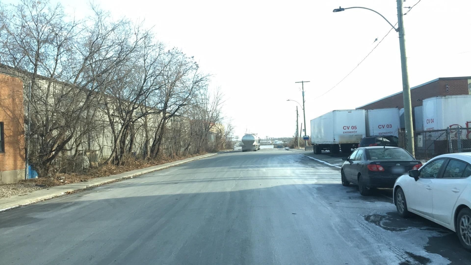 Street view near Motel Saint-Jacques, Montréal-Ouest — © VdM (CC BY-SA · Mapillary)