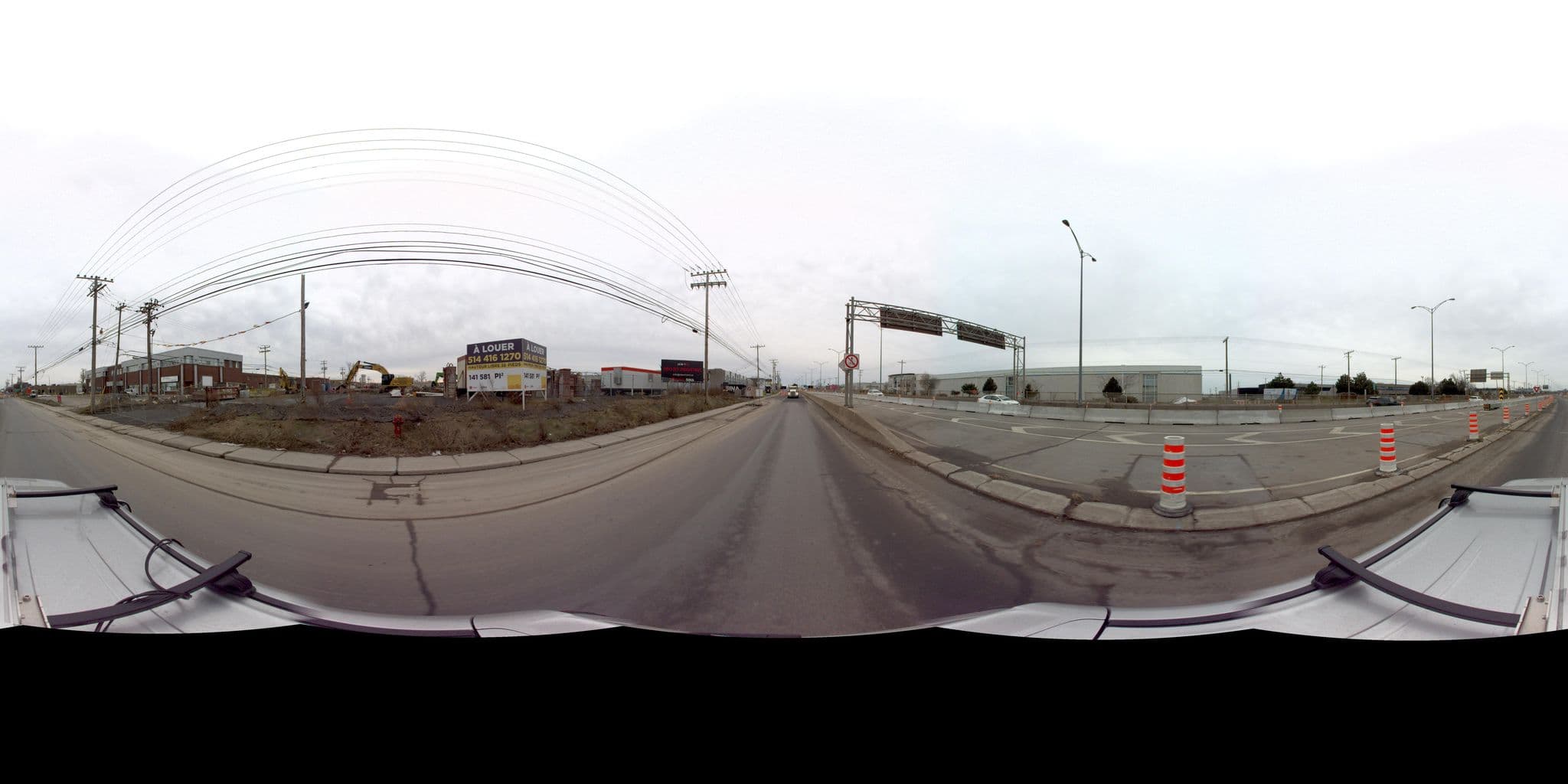 Street view near Ramada Airport Hotel, Côte-Saint-Luc — © VdM (CC BY-SA · Mapillary)