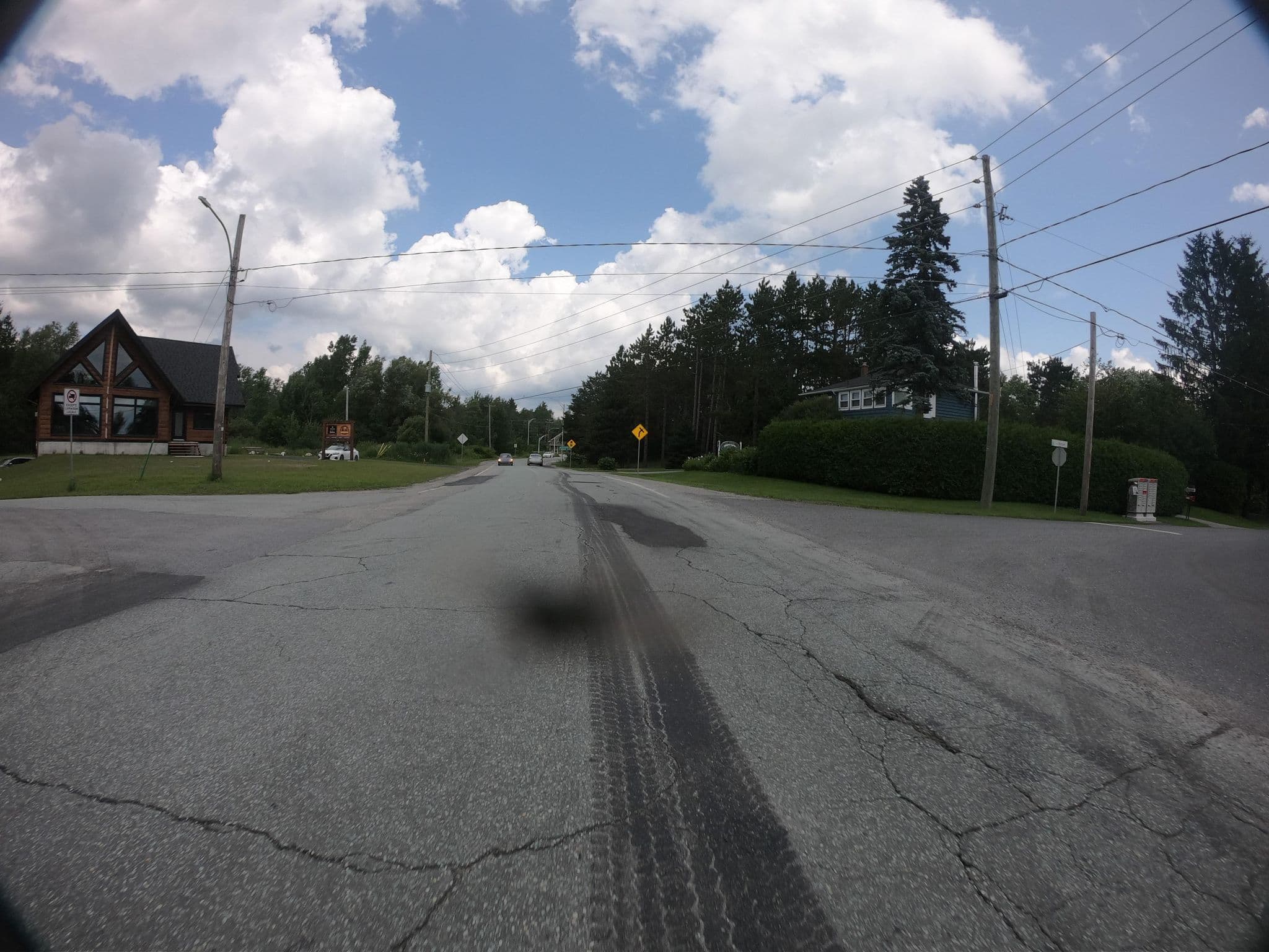 Street view near Gite du Berger, Magog — © pfbreton (CC BY-SA · Mapillary)
