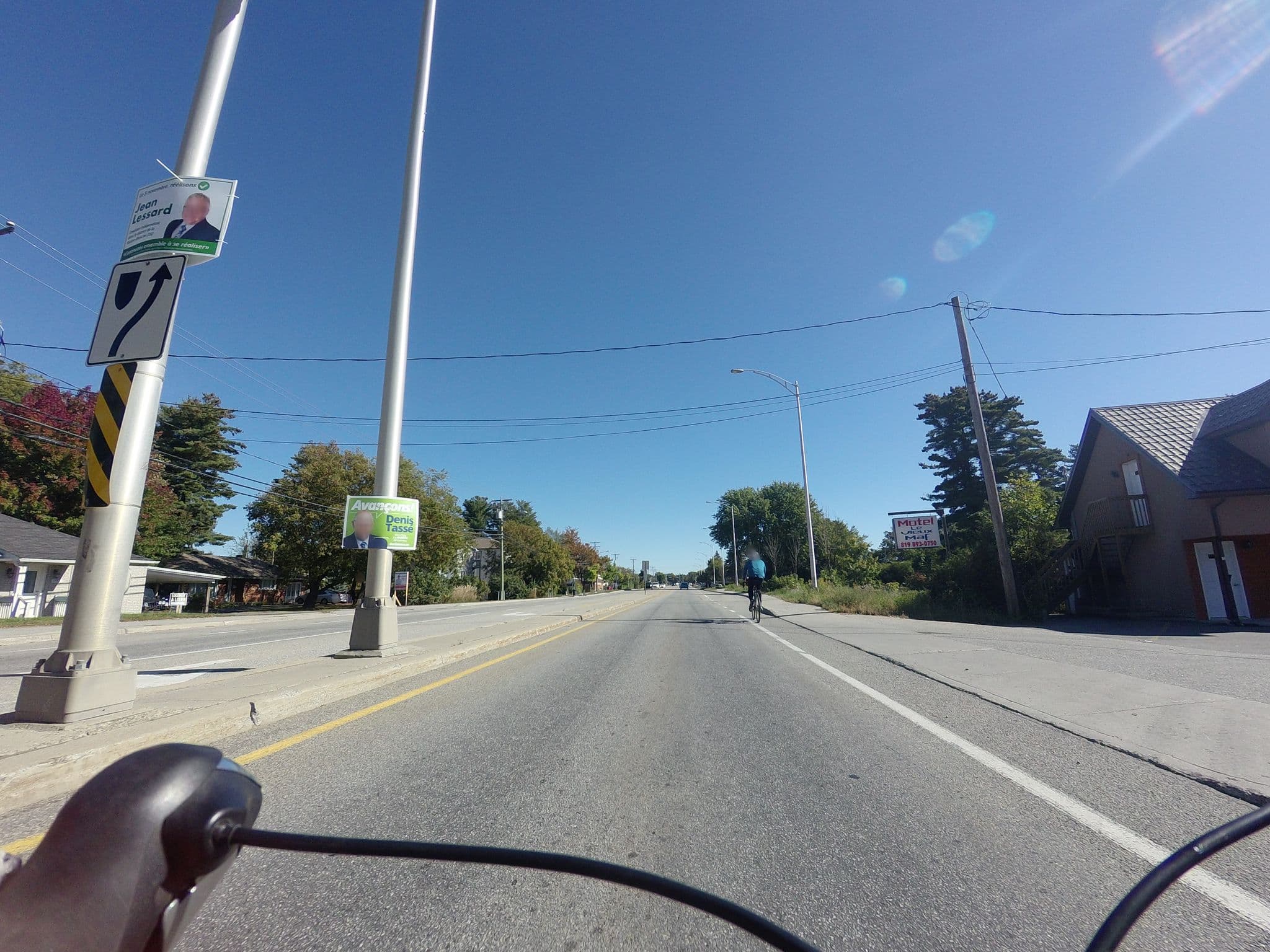 Street view near Motel le Vieux Maf, Templeton-Est — © hshearer (CC BY-SA · Mapillary)