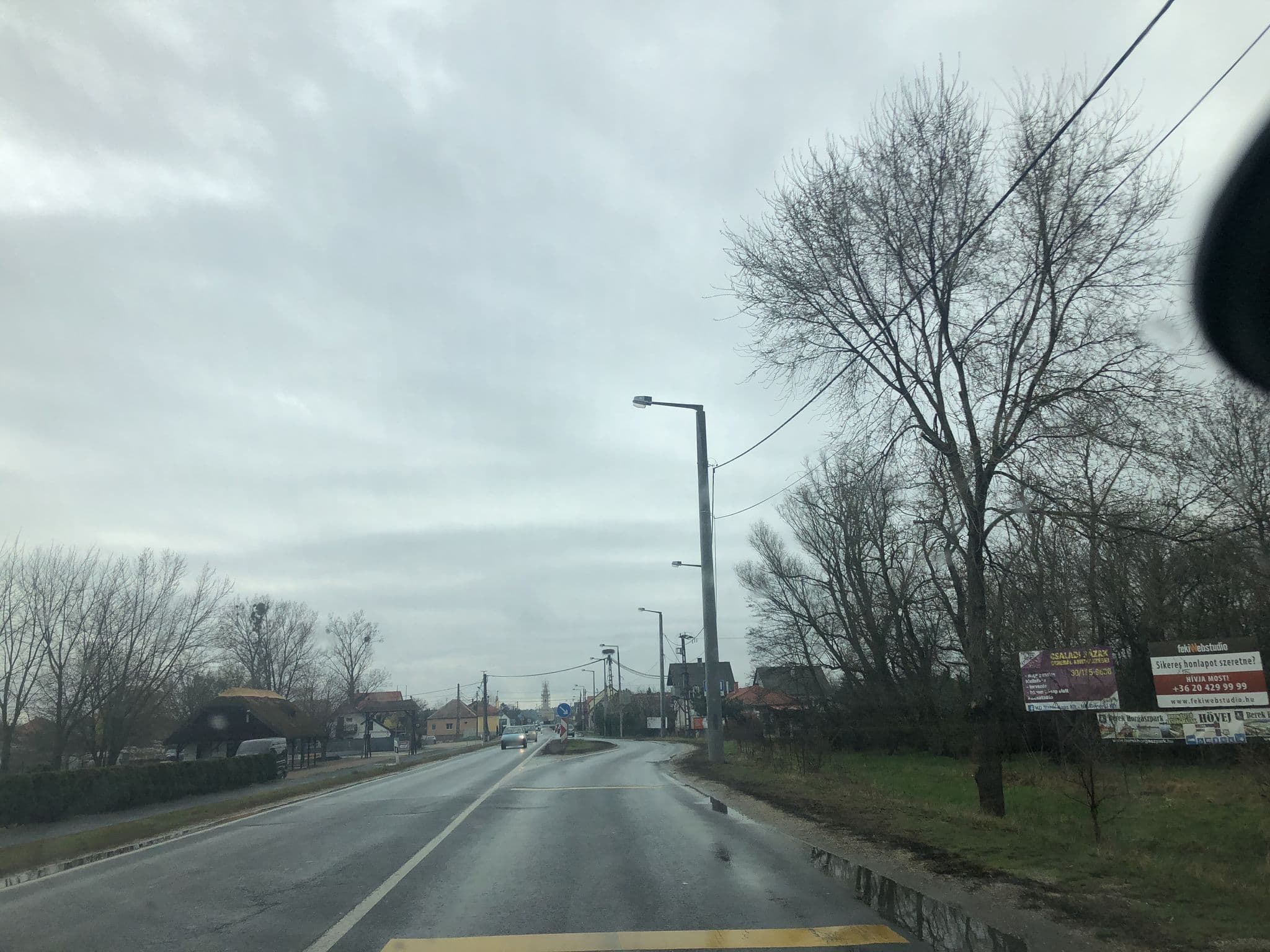 Street view near Kantár fogadó, Kapuvár — © bodimatyas (CC BY-SA · Mapillary)