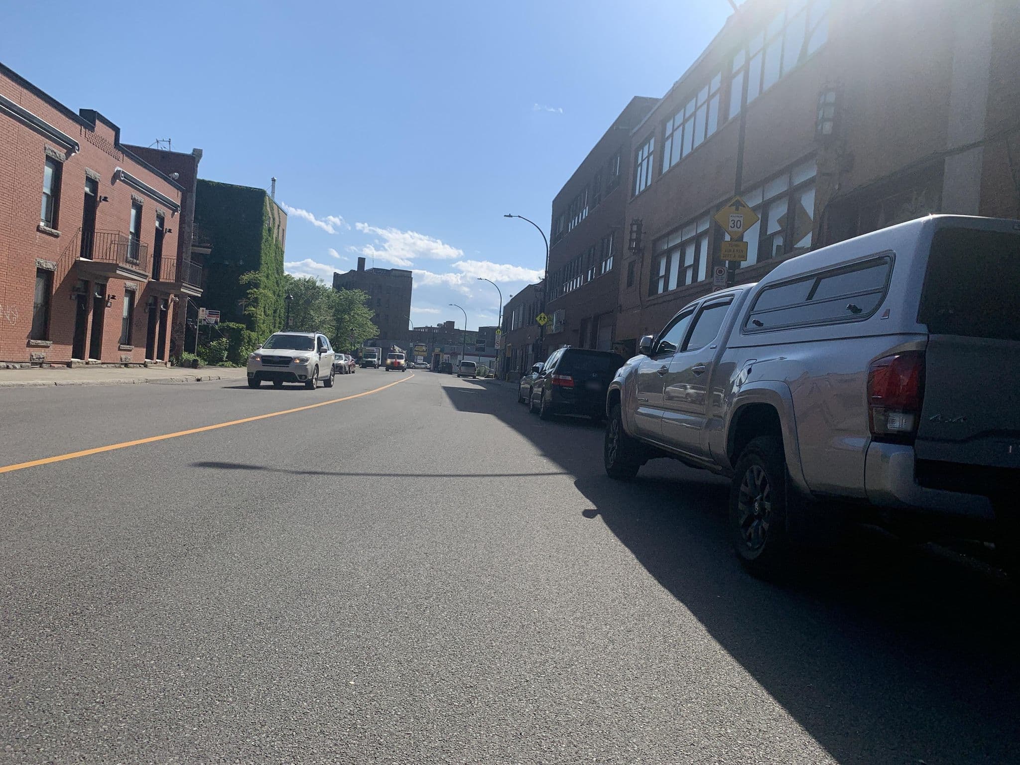 Street view near Amar Rentals, Mile End — © jbfournot (CC BY-SA · Mapillary)