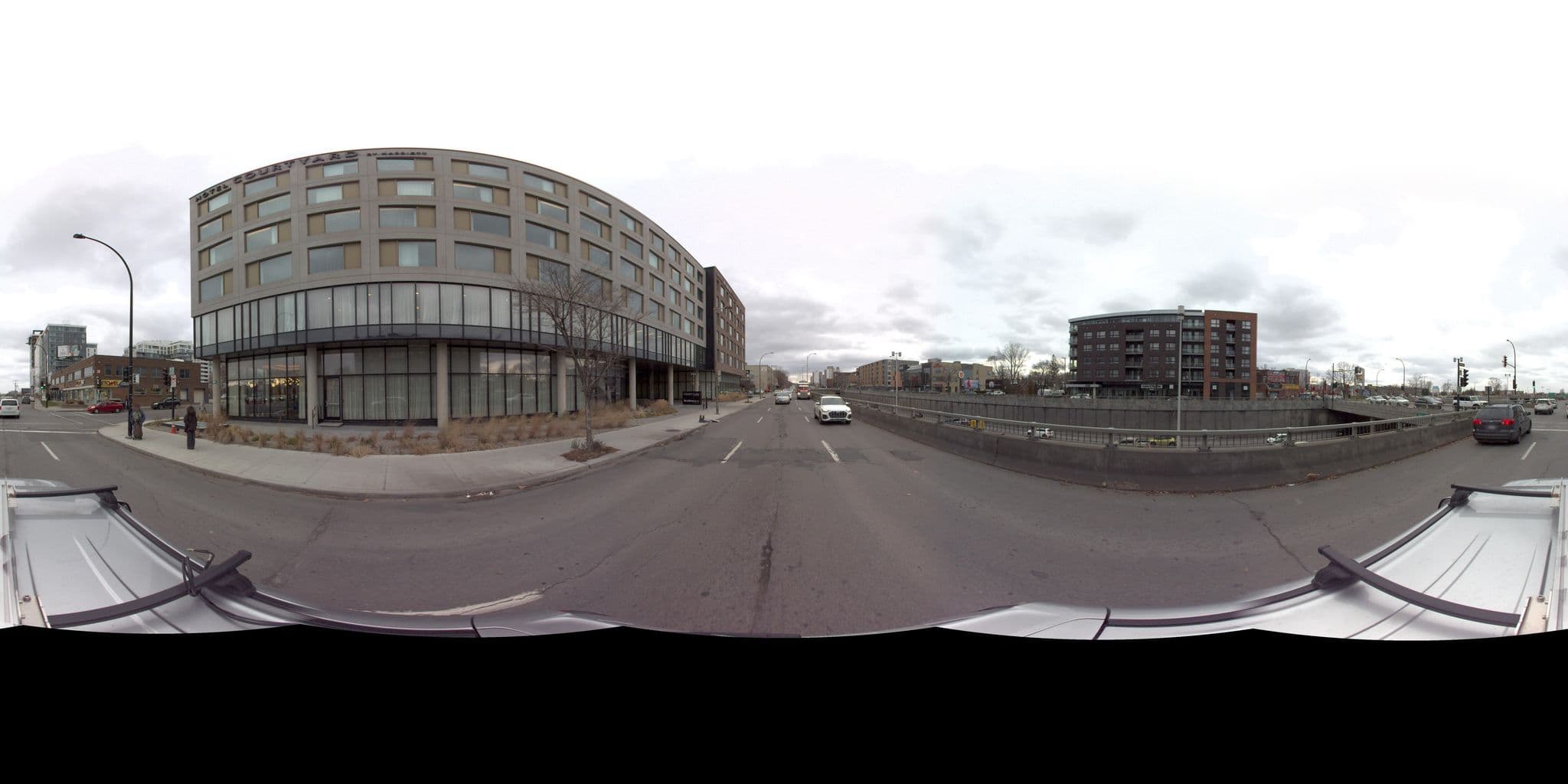 Street view near Courtyard / Residence Inn By Marriott Montreal Midtown - Pool, Hampstead — © VdM (CC BY-SA · Mapillary)