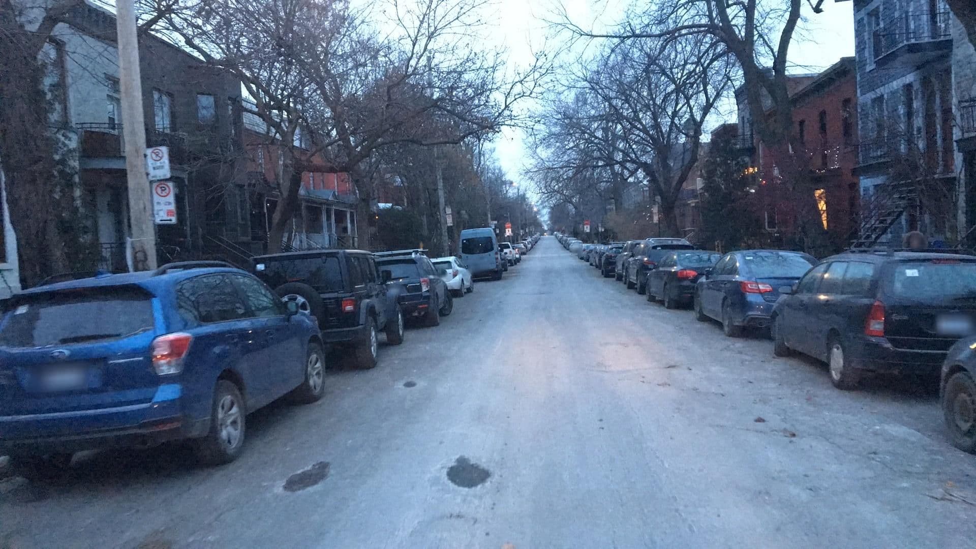 Street view near Studio Waverly, Mile End — © VdM (CC BY-SA · Mapillary)