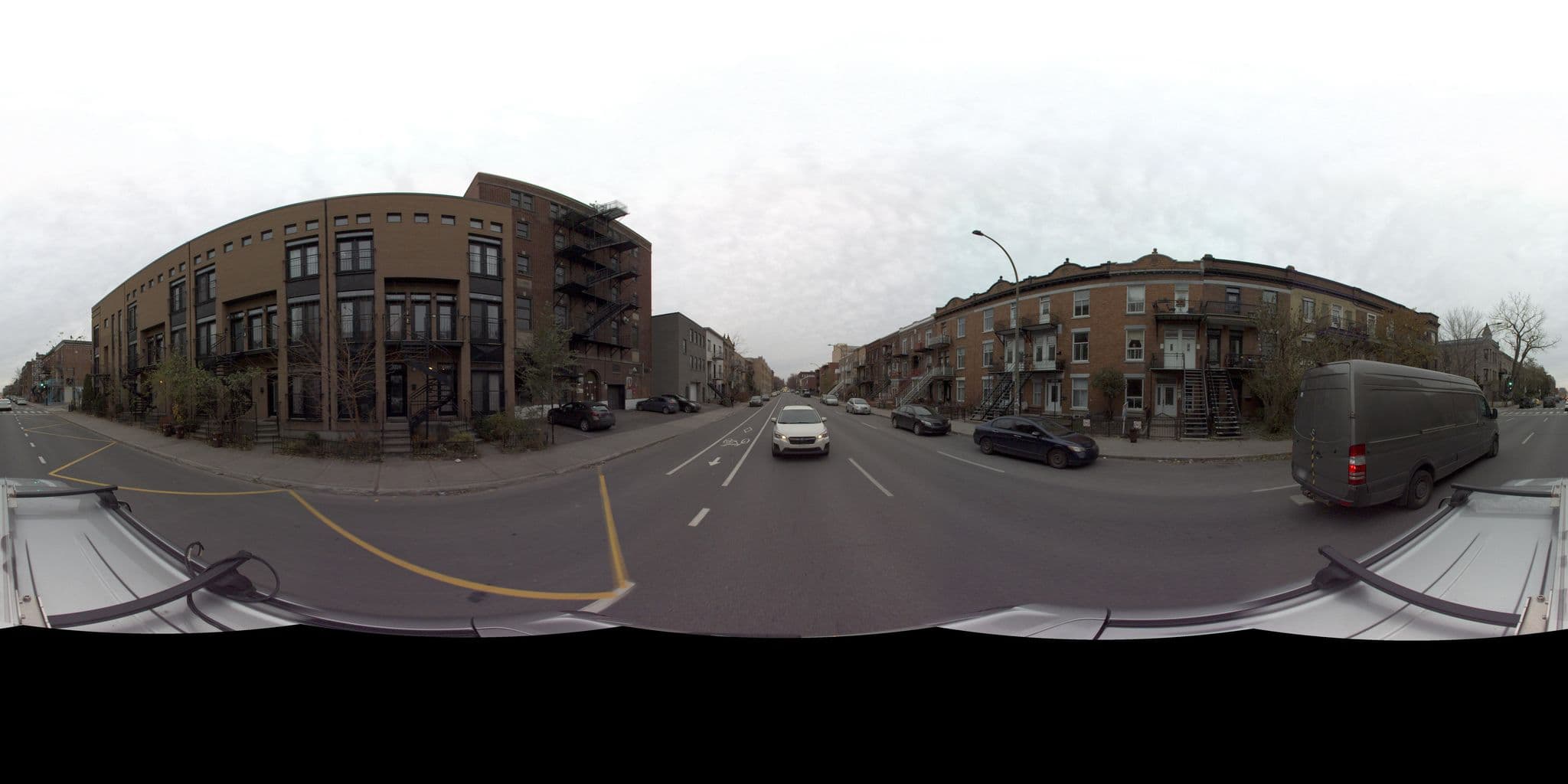 Street view near Romaine Montagne Bed And Breakfast, Montréal — © VdM (CC BY-SA · Mapillary)