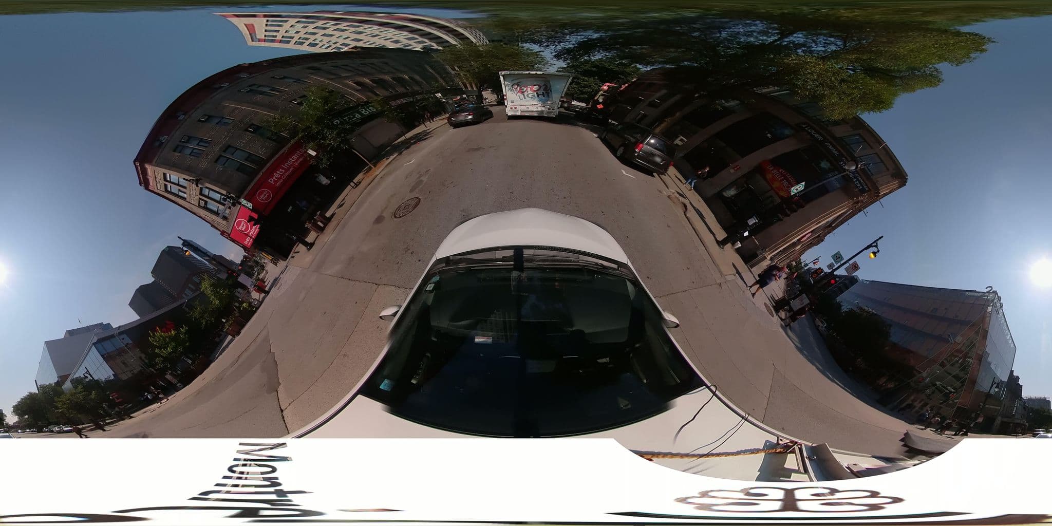 Street view near Hôtel L'Abri du Voyageur, Milton-Parc — © VdM (CC BY-SA · Mapillary)
