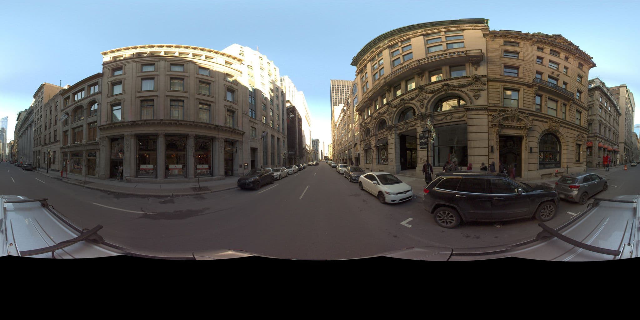 Street view near Hôtel XIXe siècle, Ville-Marie — © VdM (CC BY-SA · Mapillary)