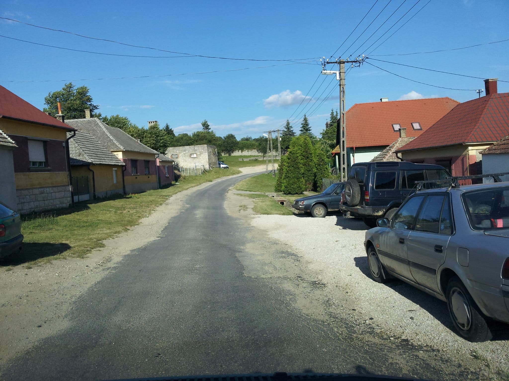 Street view near Paradicsom Ház, Zirc — © kolesajr (CC BY-SA · Mapillary)