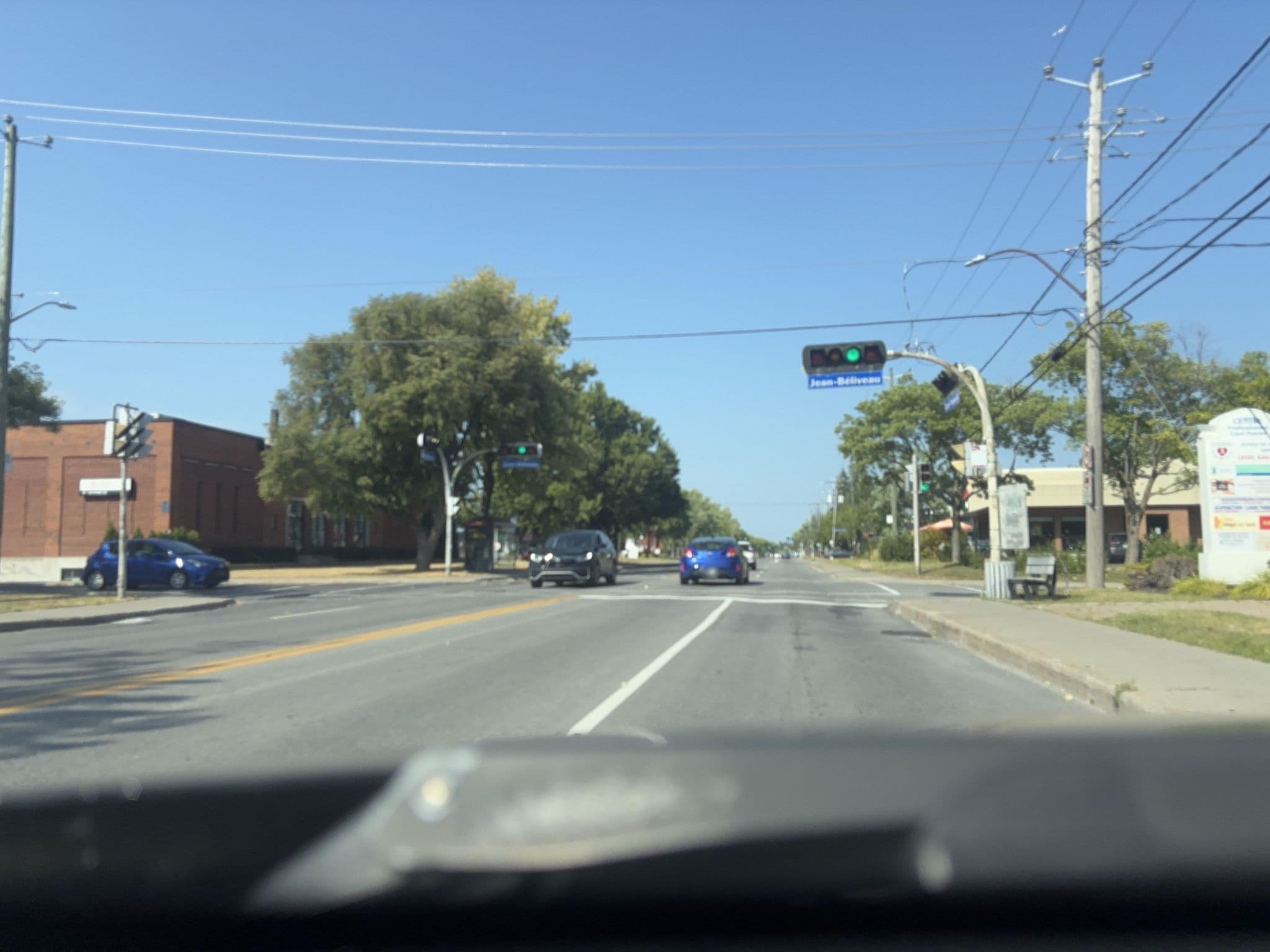 Street view near Centre Gymnastique Respiratoire Géraldine Gagné Enr, Longueuil — © speedracr29 (CC BY-SA · Mapillary)
