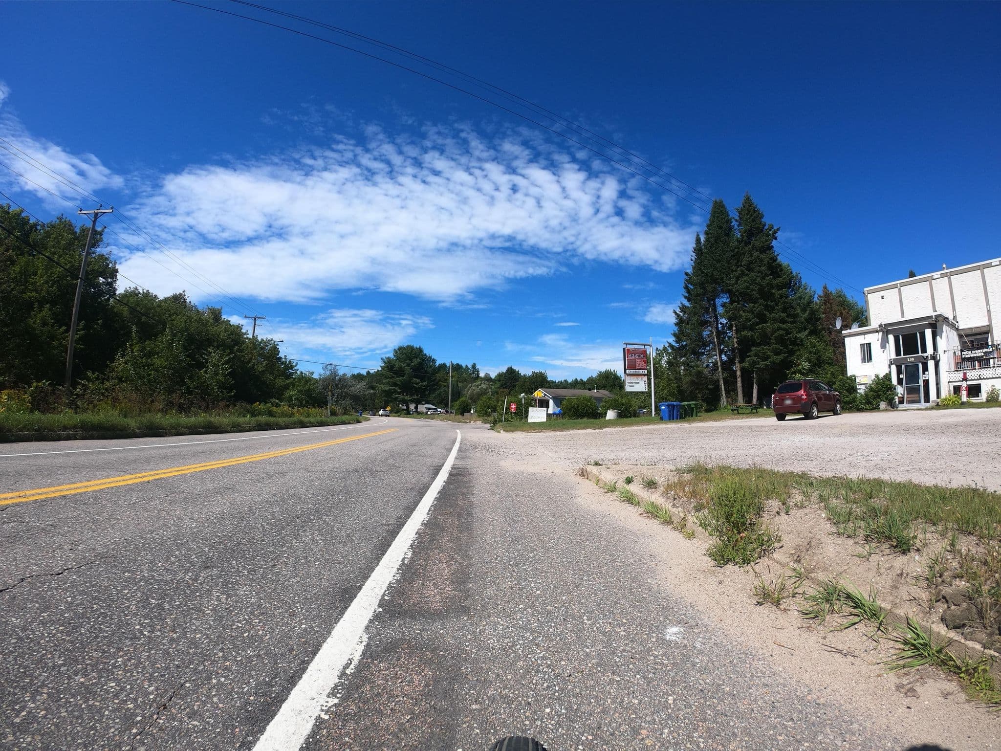Street view near Chenier Dépanneur, Maniwaki — © paulmsg (CC BY-SA · Mapillary)