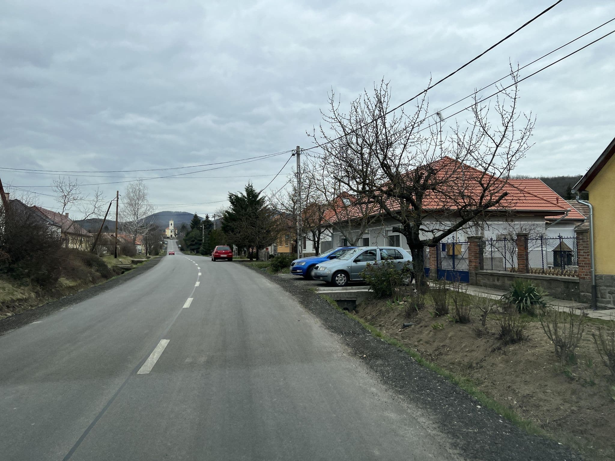 Street view near Szépvölgy Vendégház, Kismaros — © mkpest (CC BY-SA · Mapillary)