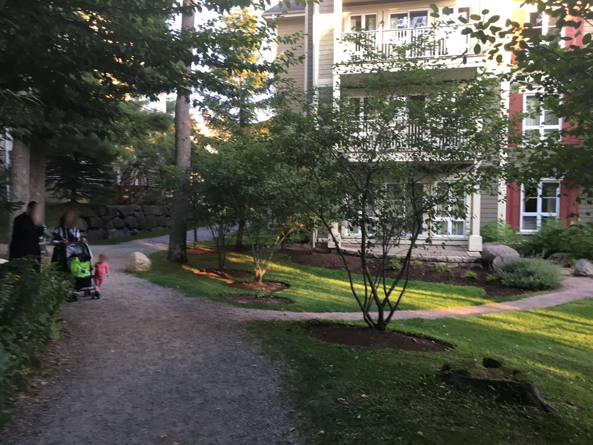 Street view near Ermitage Du Lac Hotel Mont Tremblant, Mont-Tremblant — © brandonc (CC BY-SA · Mapillary)
